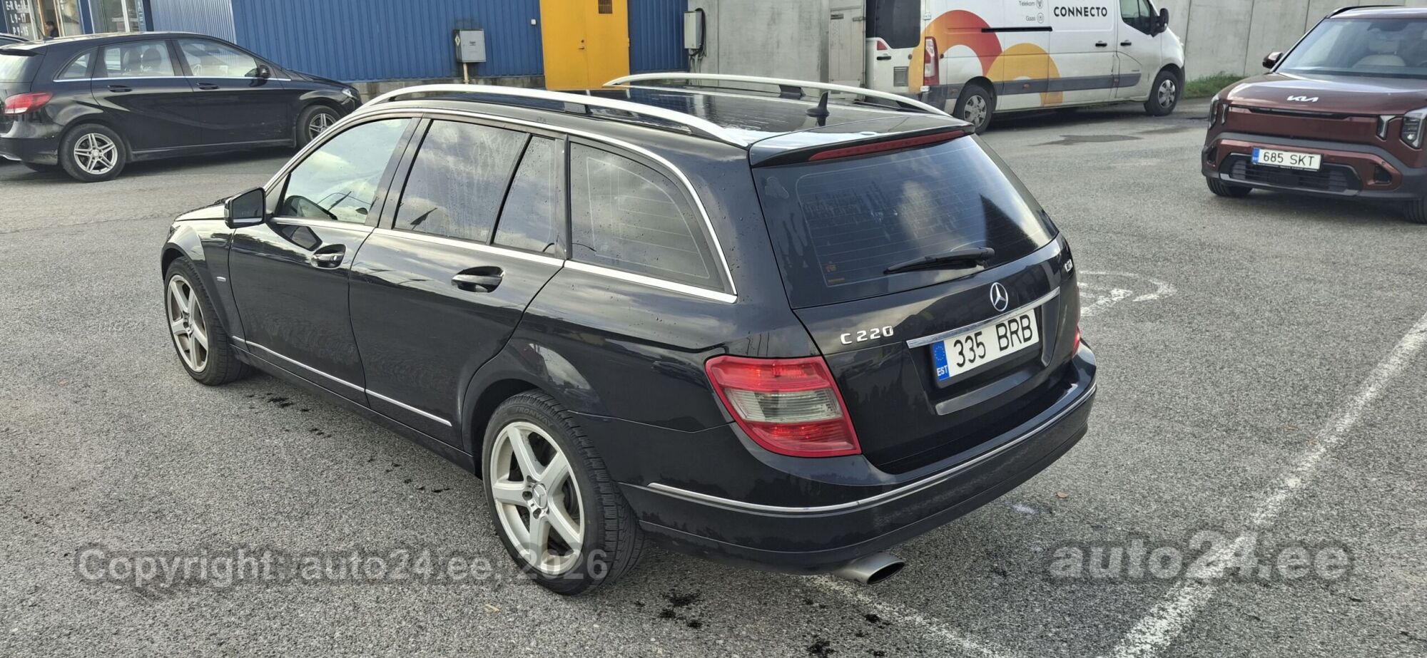 Mercedes-Benz C-Class 2010 — photo 8