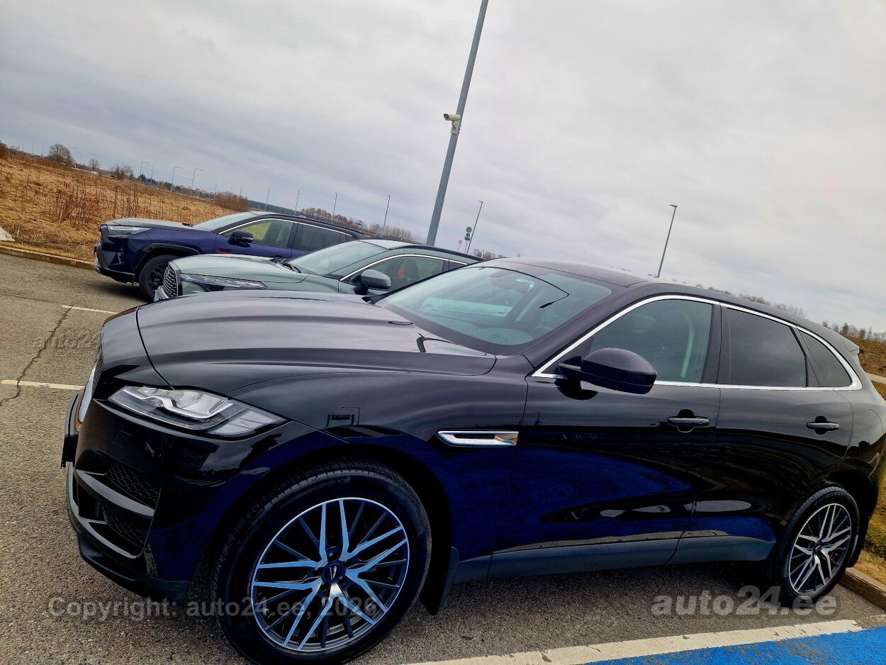 Jaguar F-Pace 2.0 25t AWD 184kW 2020, photo 2/7