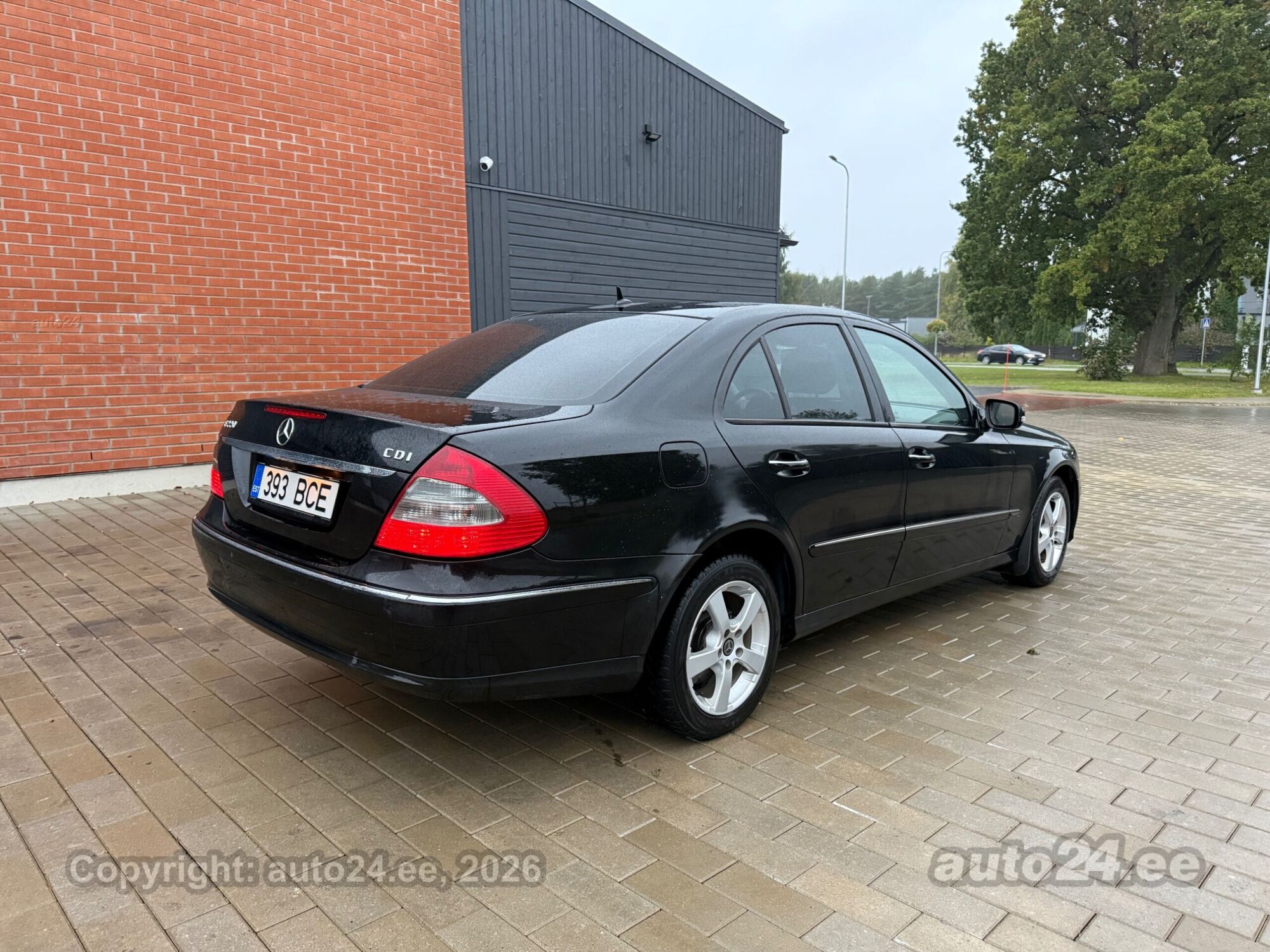 Mercedes-Benz E 220 - 7