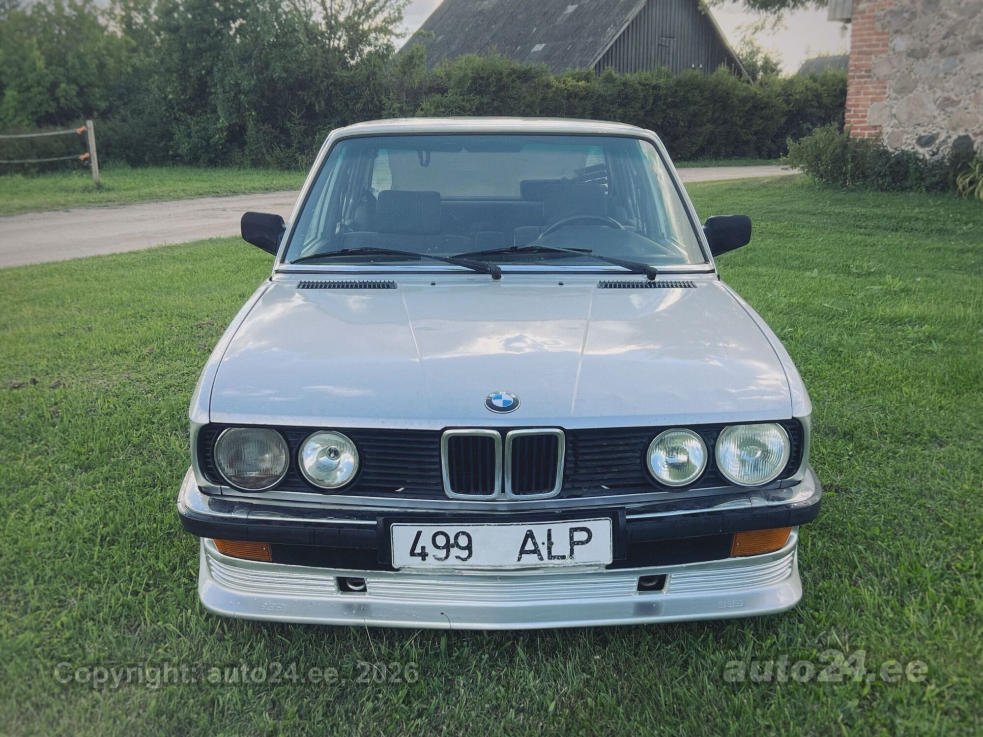 BMW 524 - 1