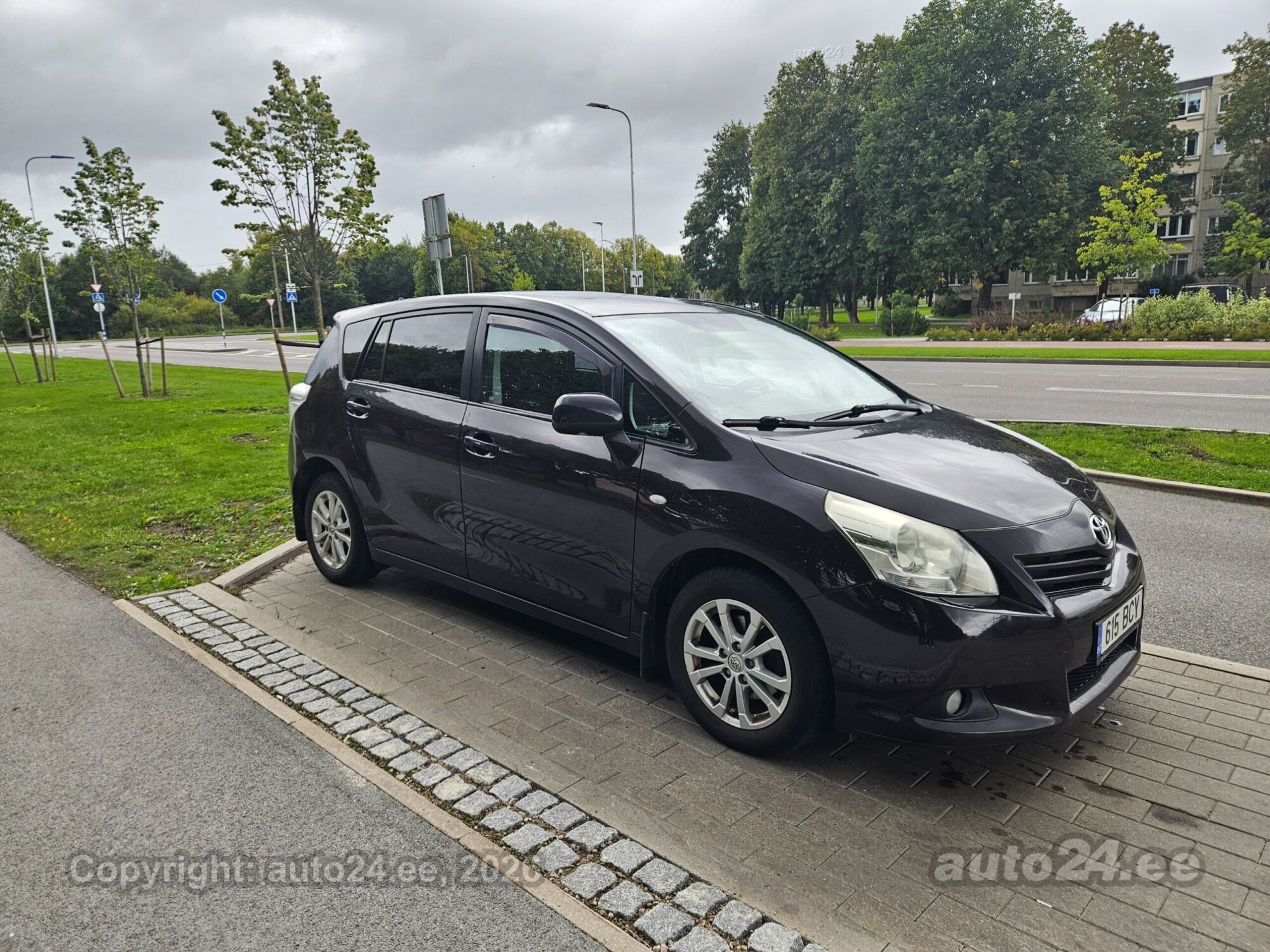 Toyota Verso - 3