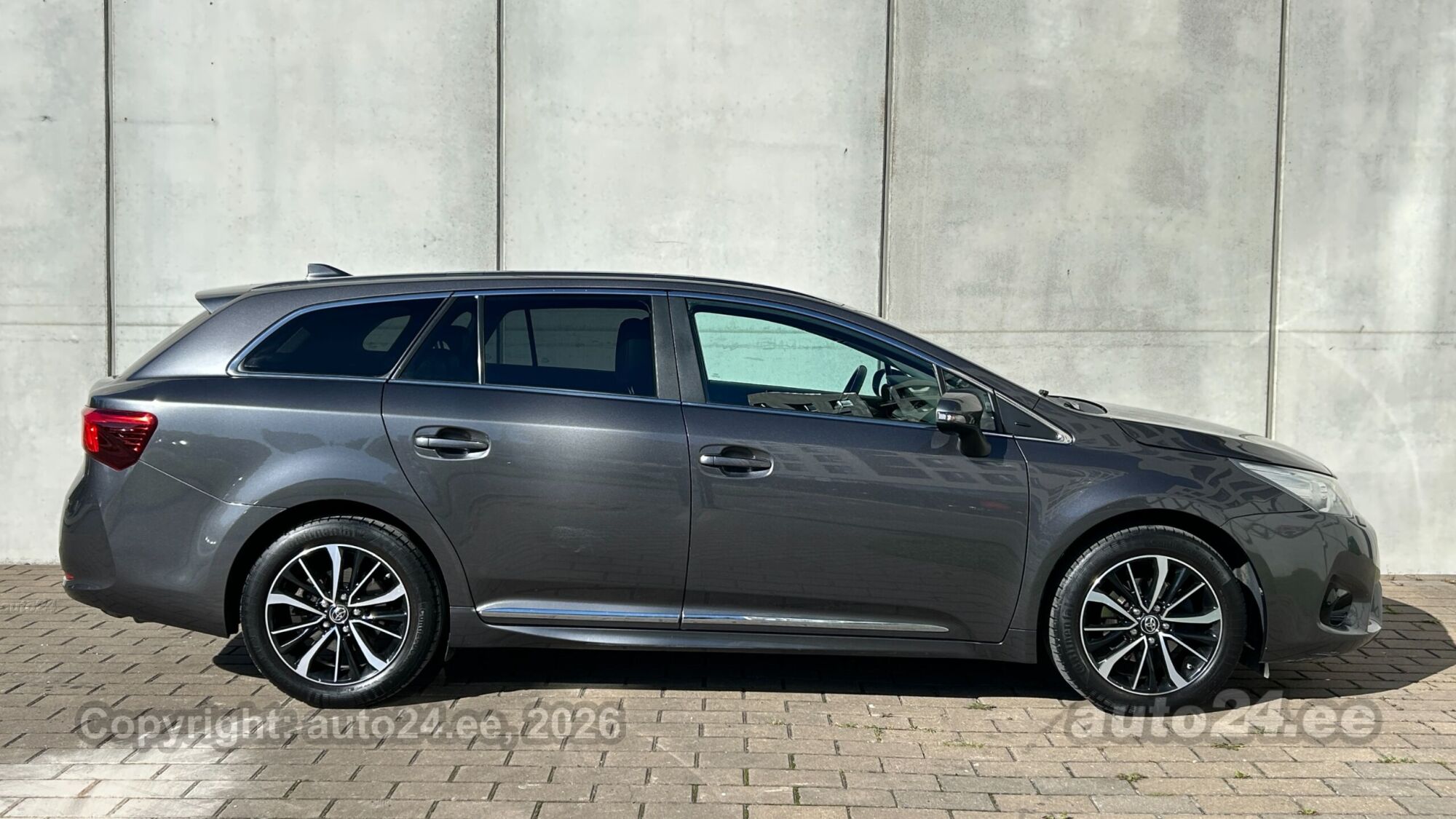 Toyota Avensis - 3