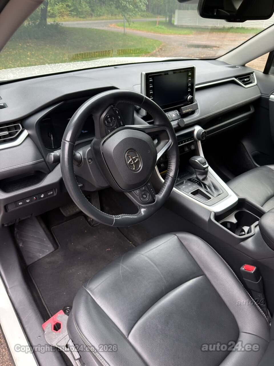 Toyota RAV4 - 10
