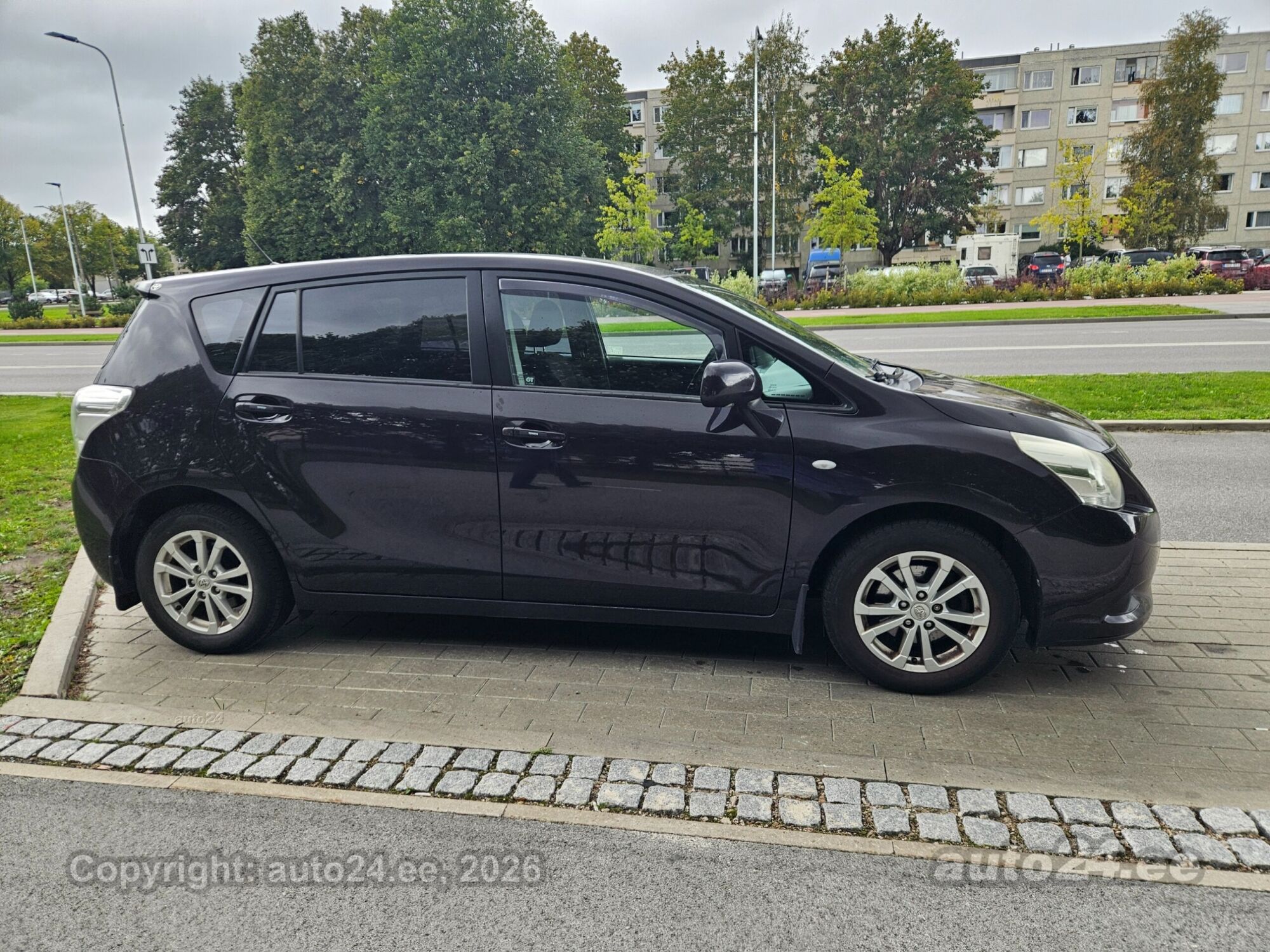 Toyota Verso - 2