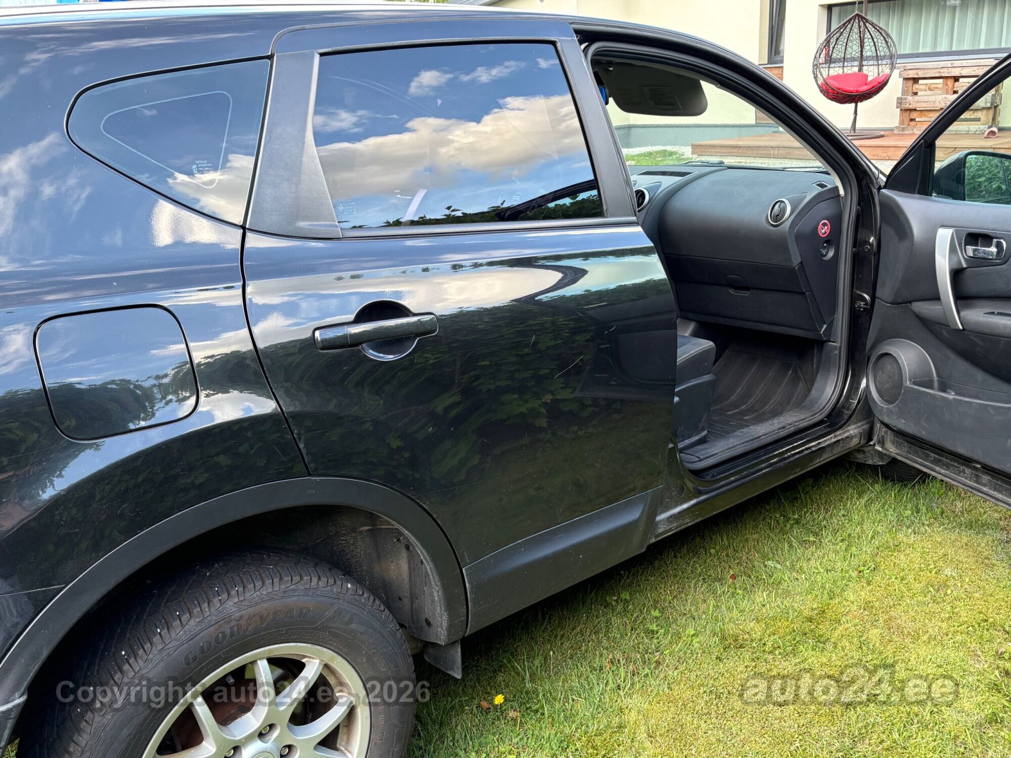 Nissan Qashqai 1.6 86kW 2013, kuva 4/10