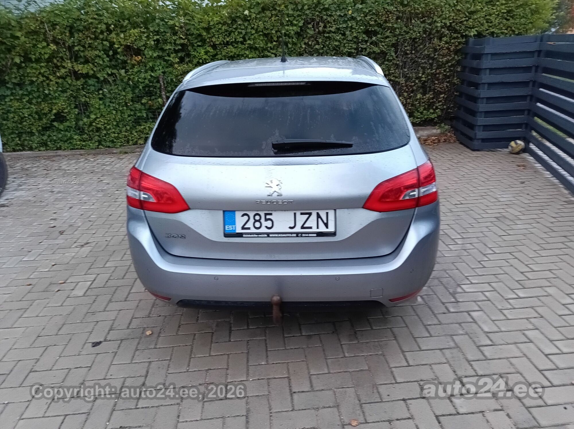 Peugeot 308 - 8