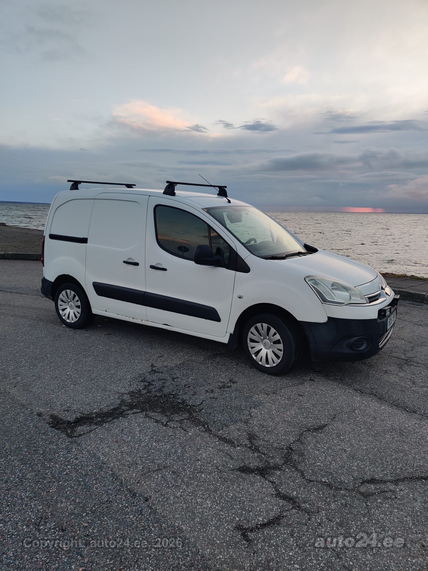 Citroen Berlingo 2013 — rear view