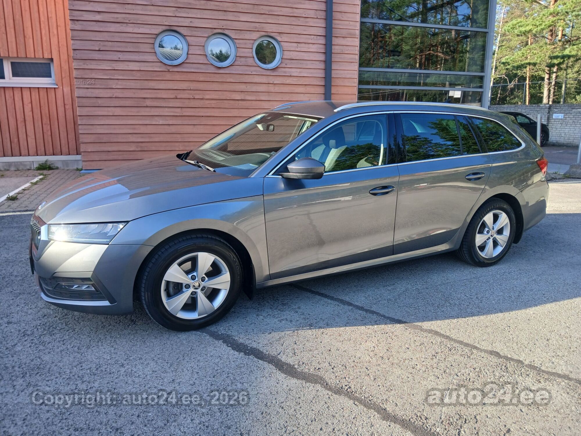 Skoda Octavia 2.0 85kW 2022, kuva 2/10