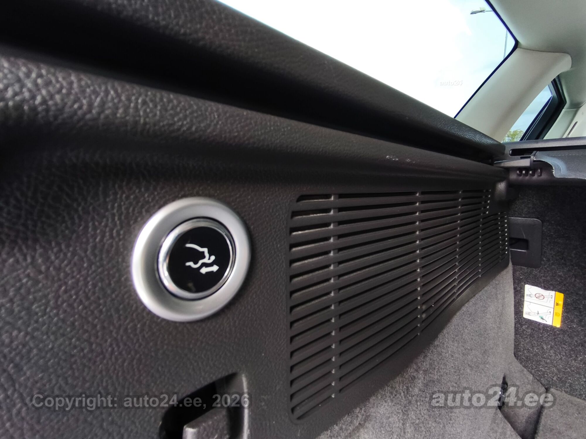 Ford Mondeo 2015 — photo 17