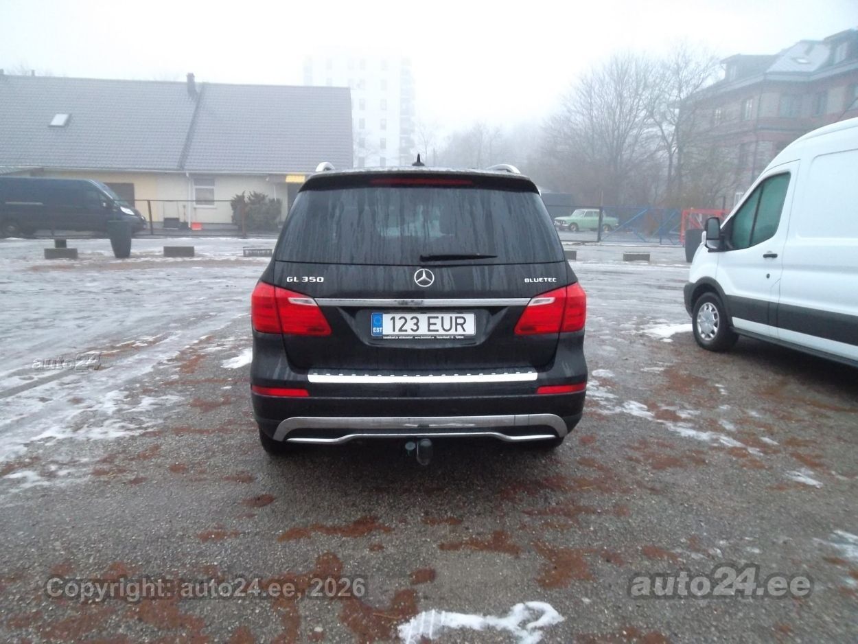 Mercedes-Benz GL-sarja GL 350 3.0 228kW 2013, kuva 4/10