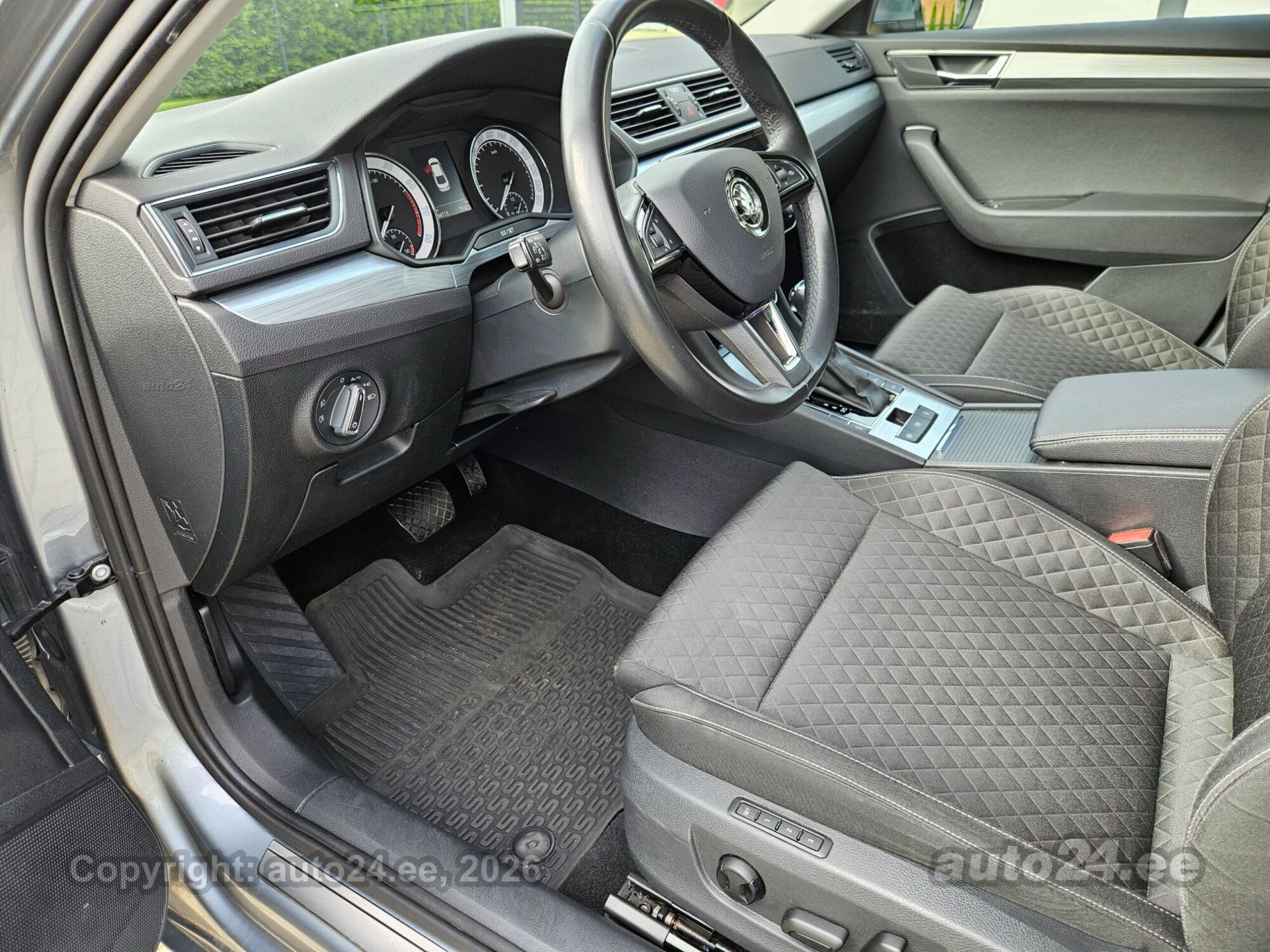 Škoda Superb - 6