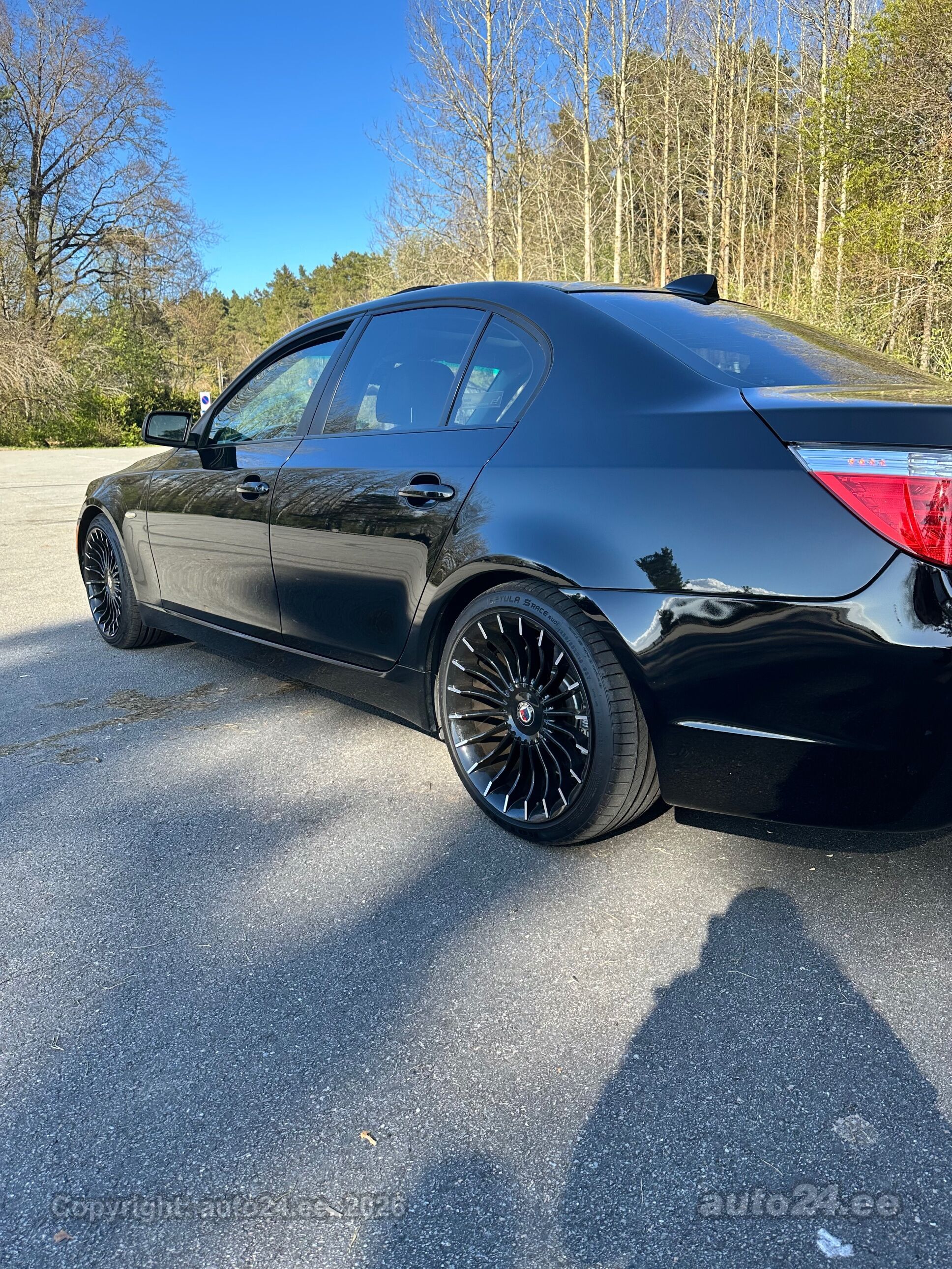 BMW 5-sarja 528 3.0 172kW 2008, kuva 4/10