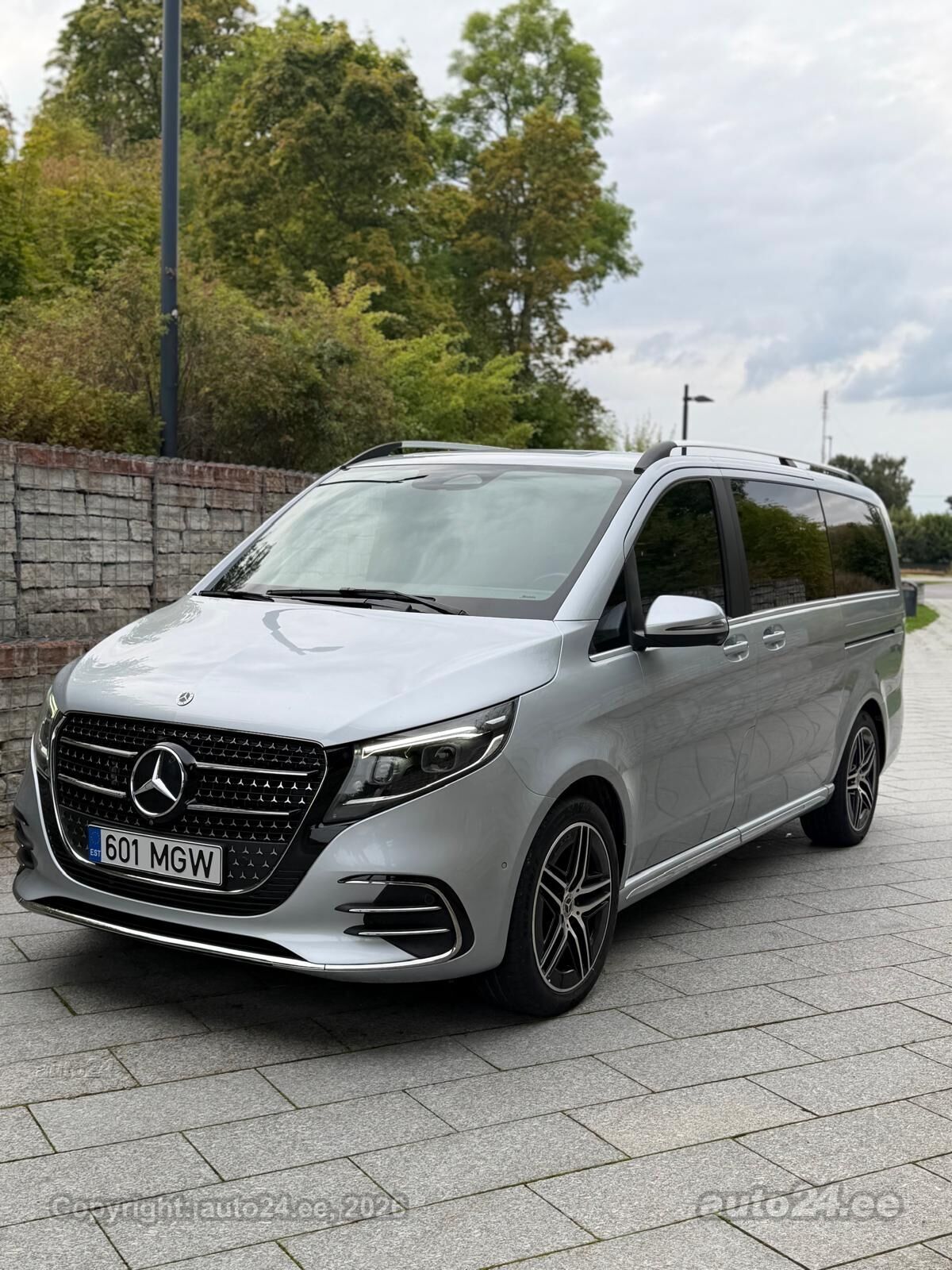 Mercedes-Benz V-Class AMG - 2
