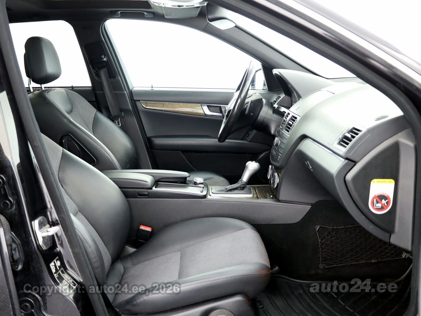 Mercedes-Benz C-Class 2008 — photo 6