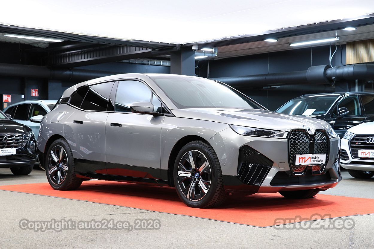 BMW iX
