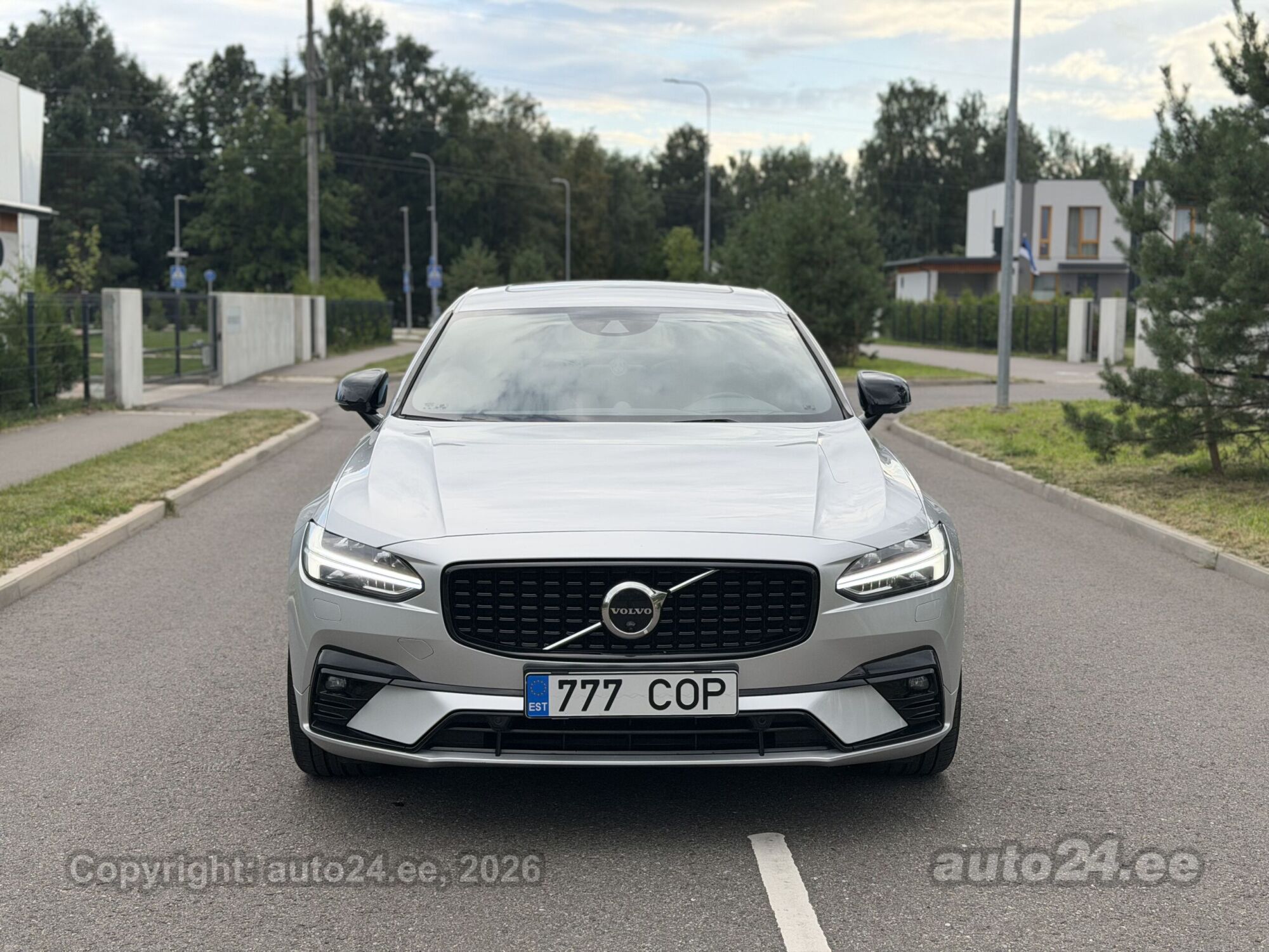 Volvo S90 AWD B5 KERS MILD HYBRID ULTIMATE DARK B&W 2.0 183kW