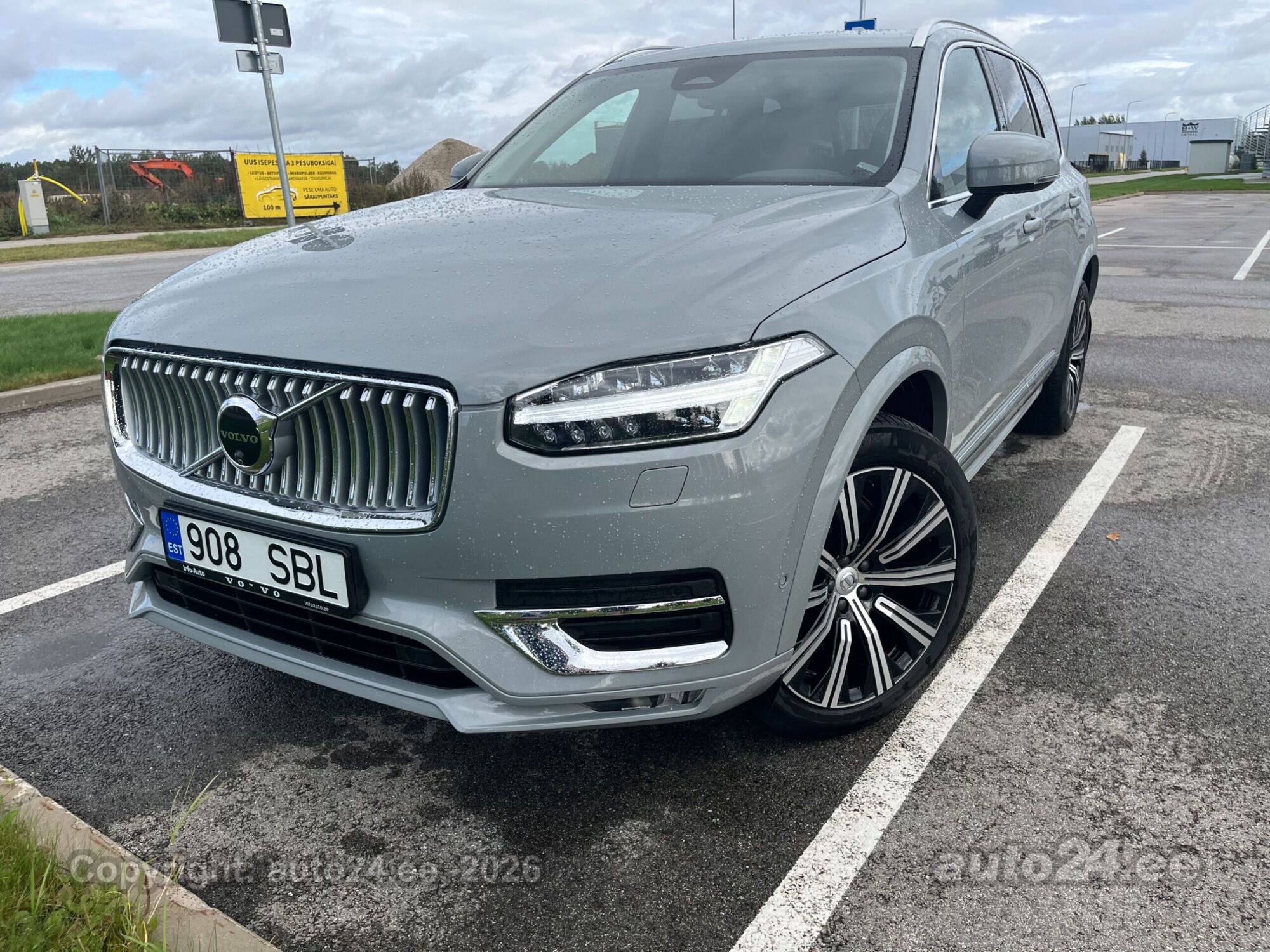 Volvo XC90 - 10
