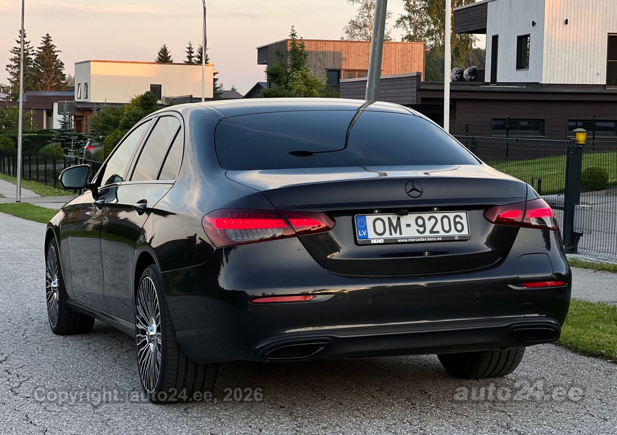Mercedes-Benz E-sarja 2022, photo 4/10
