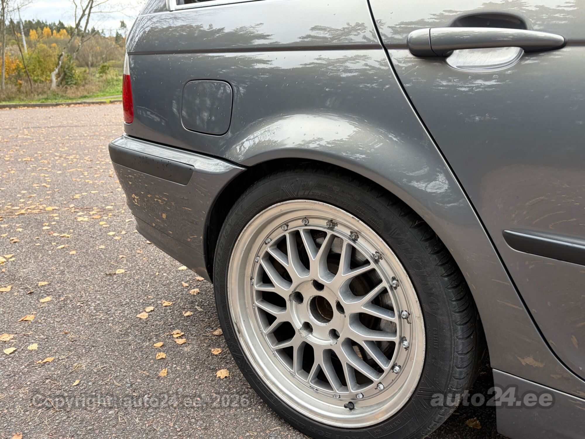 BMW 3 Series 2005 — photo 10