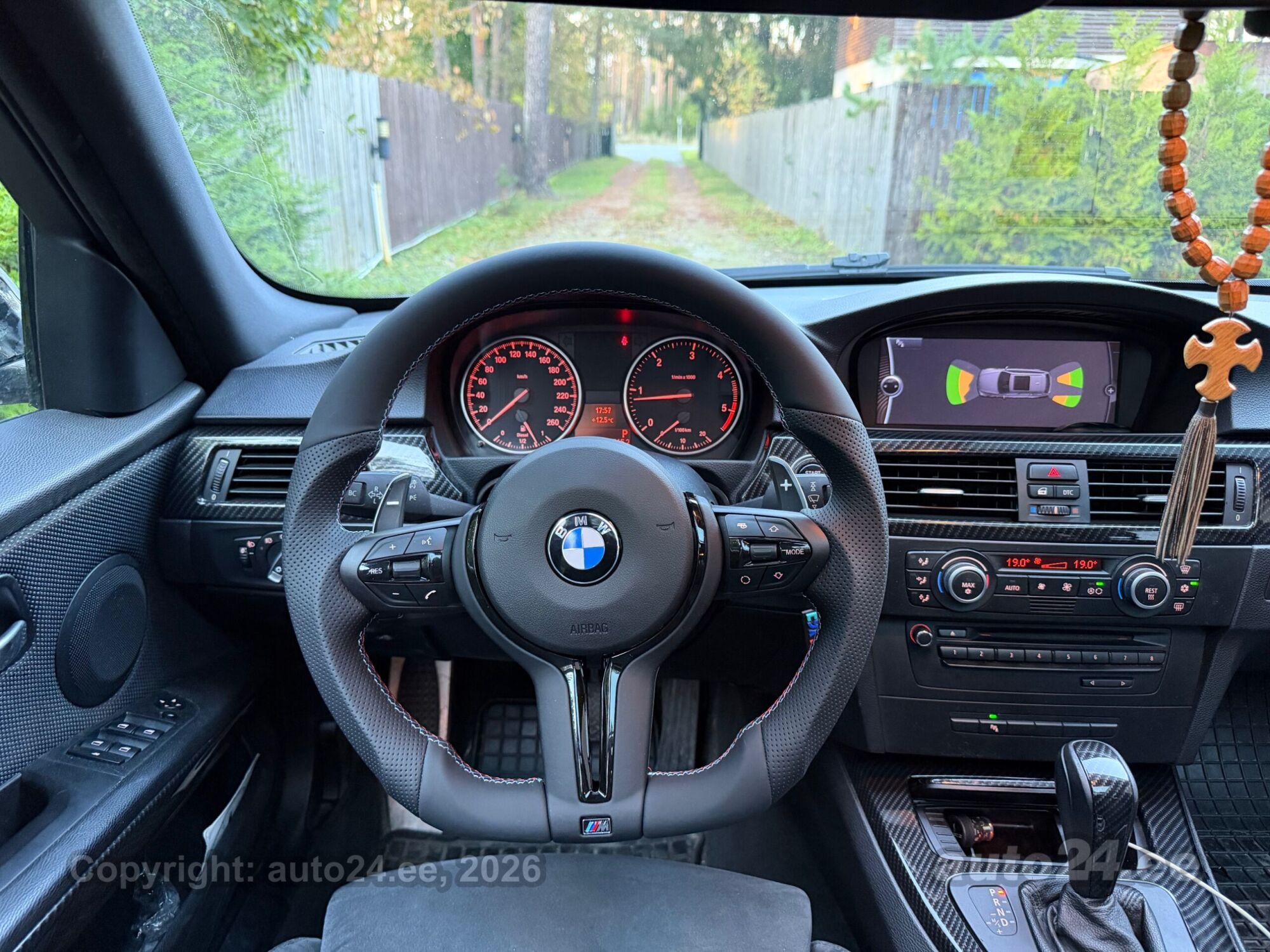 BMW 3 Series 2008 — photo 8