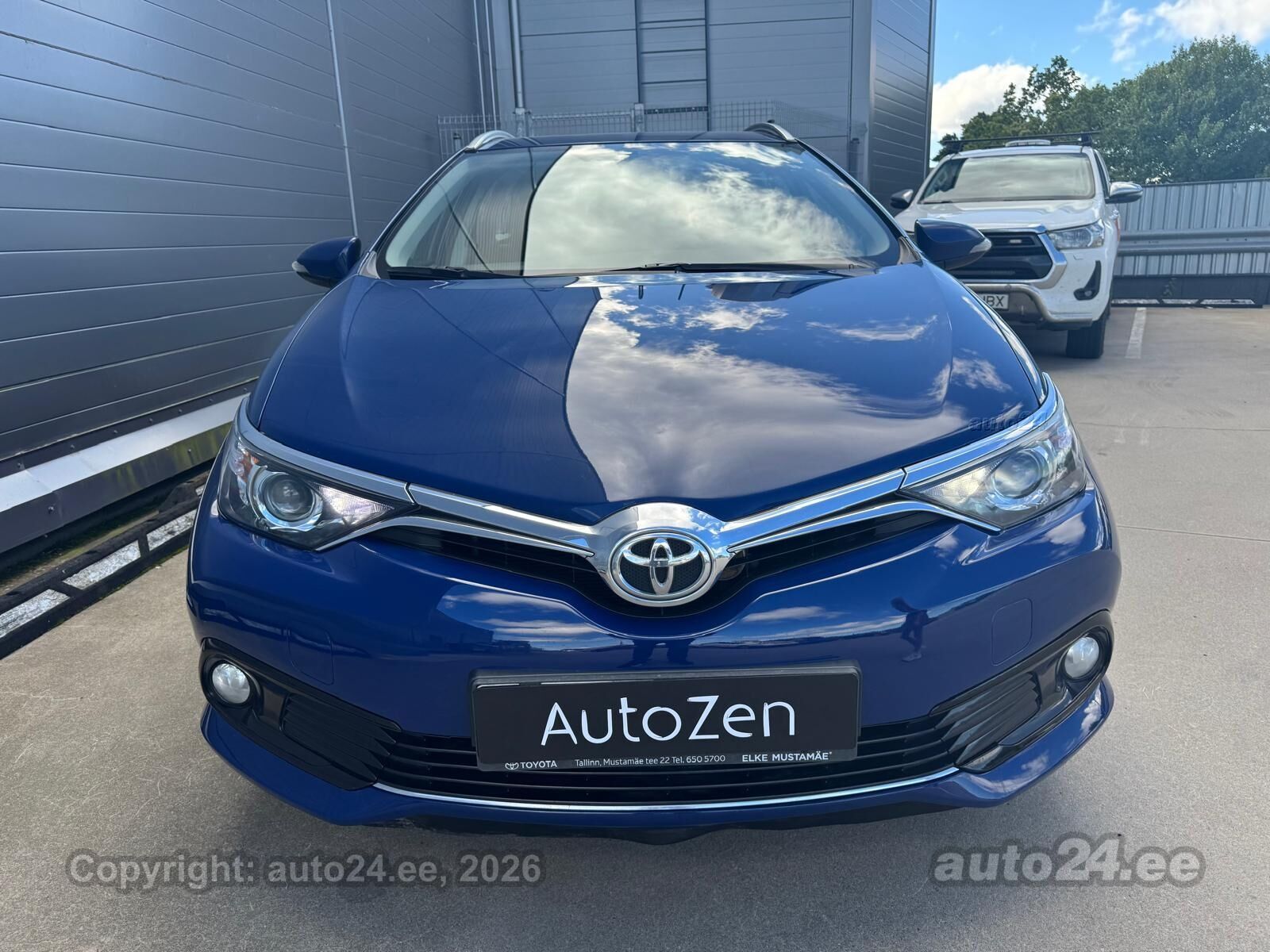 Toyota Auris Touring Sports 1.6 97kW 2018, photo 2/10