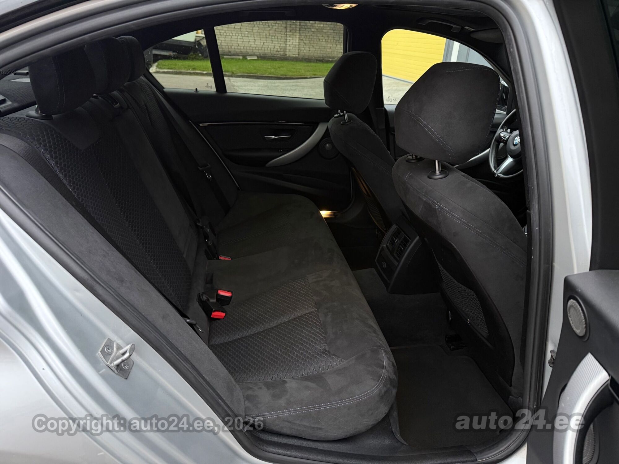 BMW 330 - 9