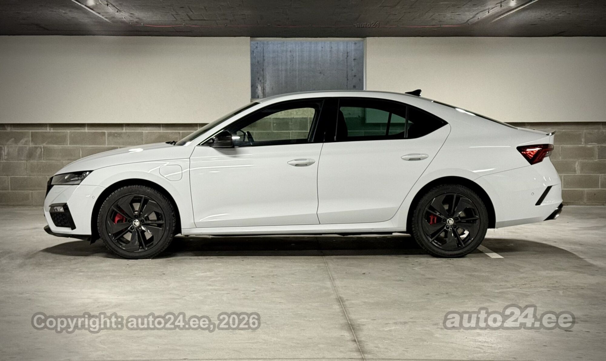Skoda Octavia 2021, photo 6/10