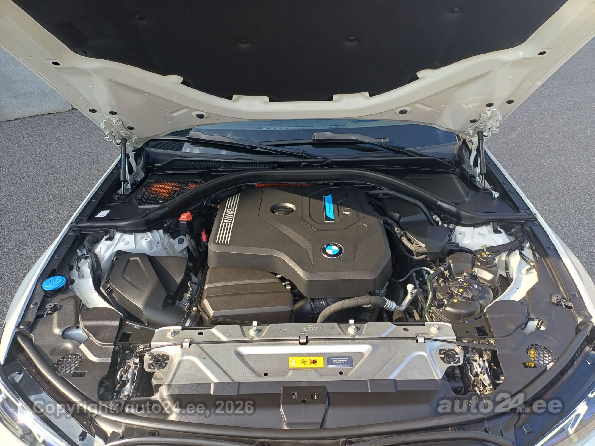 BMW 3-sarja 2022, kuva 6/10
