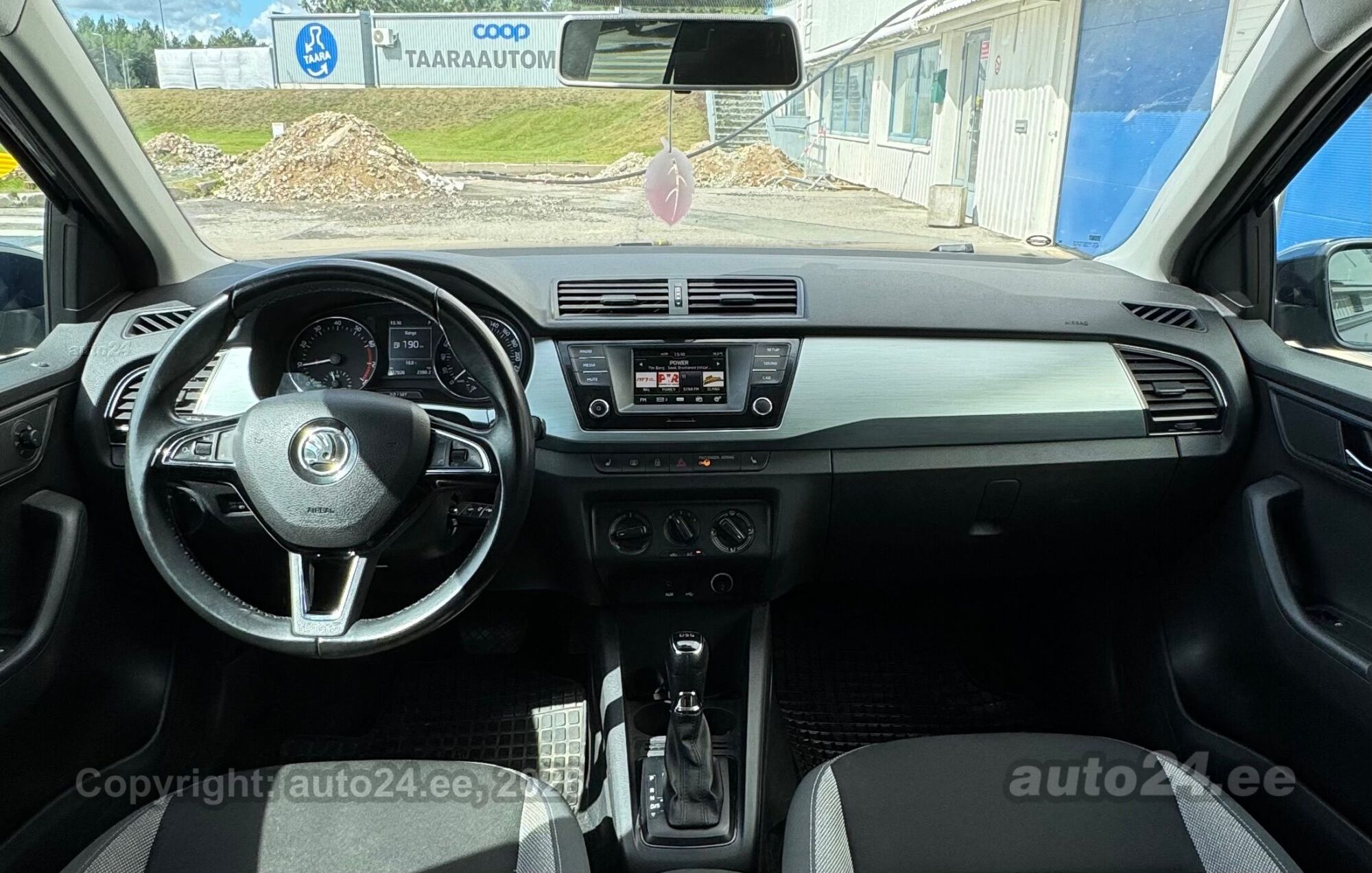 Skoda Fabia 1.2 81kW 2015, kuva 7/10