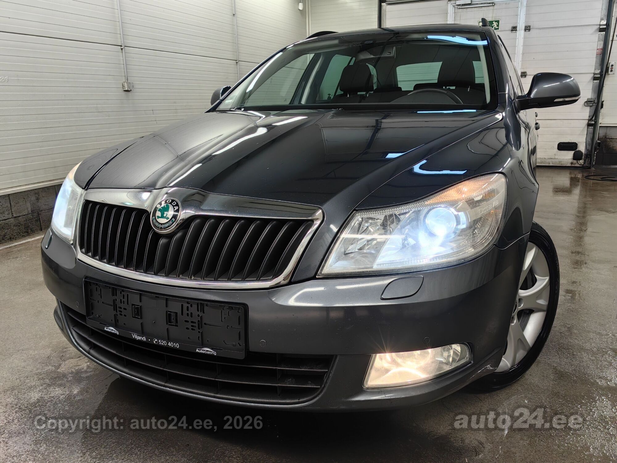 Skoda Octavia 2012 — engine 103 kW