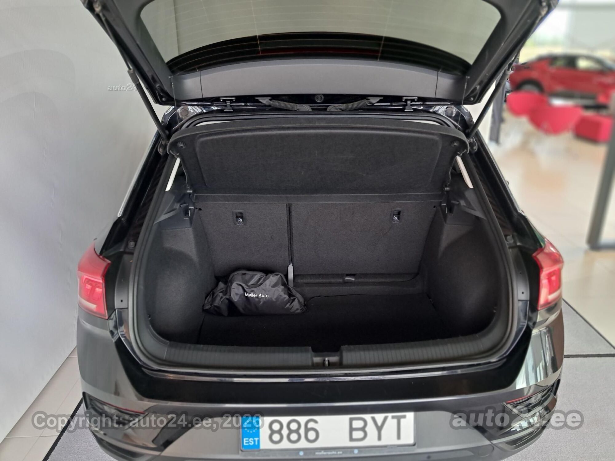 Volkswagen T-Roc 85kW 2019, kuva 7/10