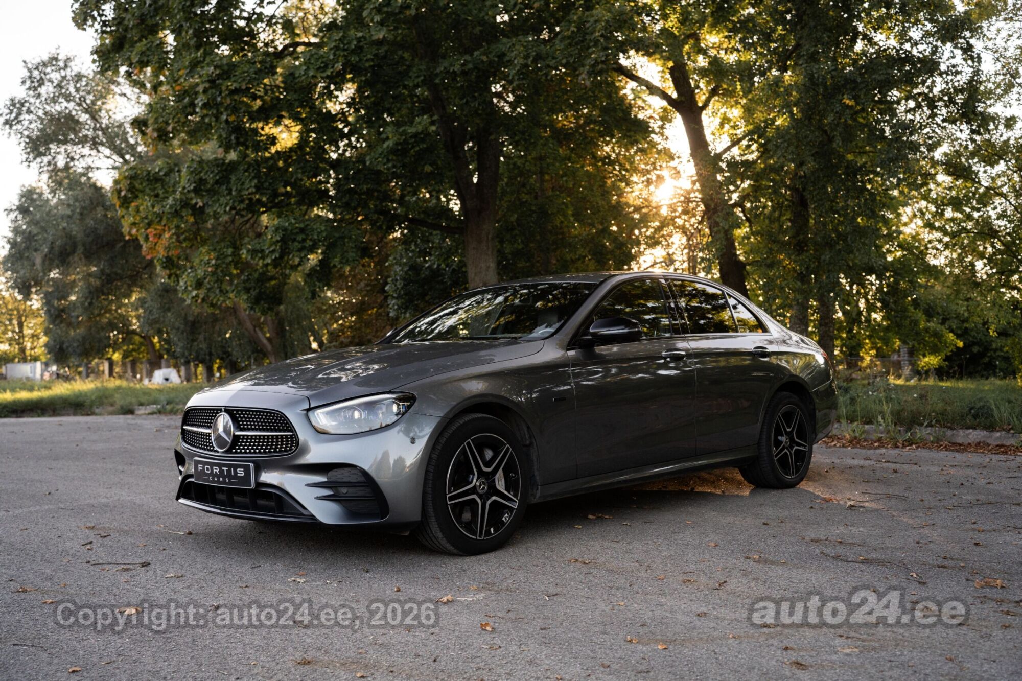 Mercedes-Benz E 300 - 4