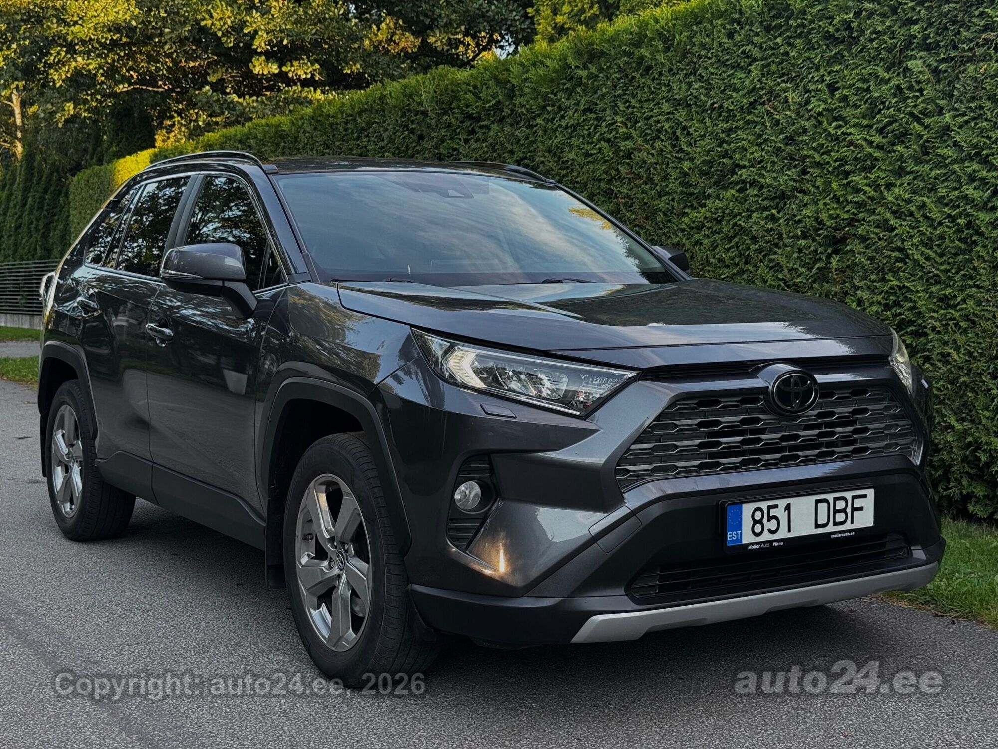 Toyota RAV4 - 4