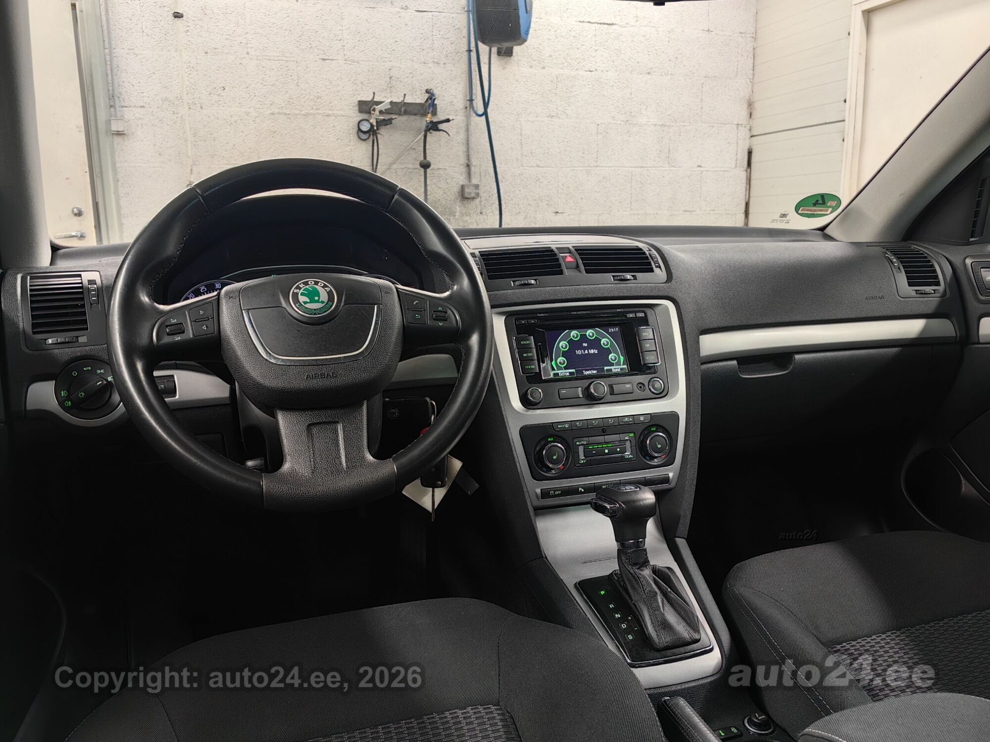 Skoda Octavia 2012 — photo 6