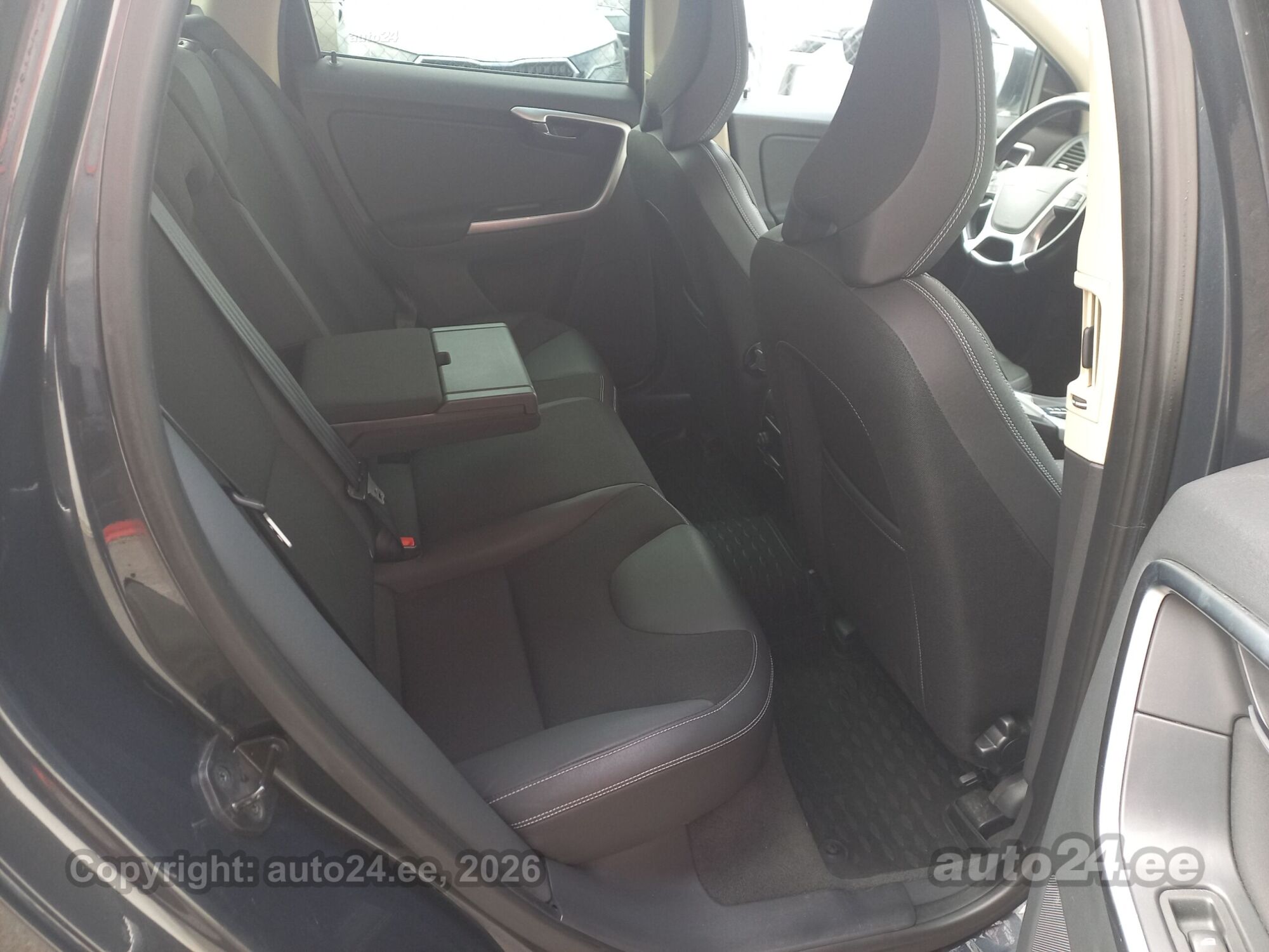 Volvo XC60 - 10