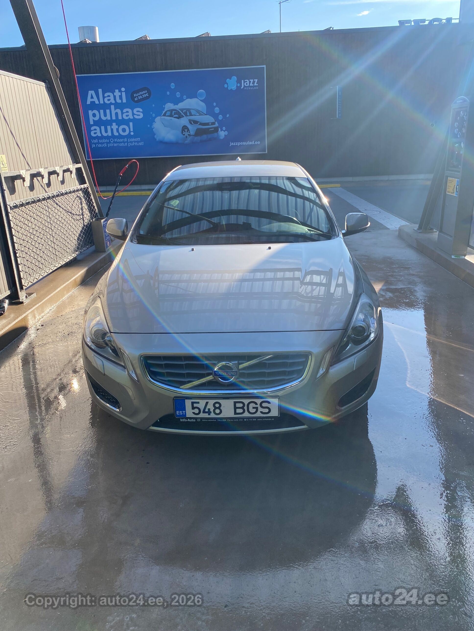 Volvo S60 1.6 T4 132kW 2012, kuva 8/8
