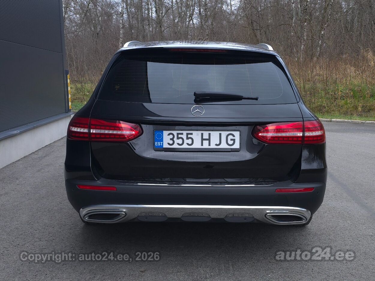 Mercedes-Benz E 220 - 7