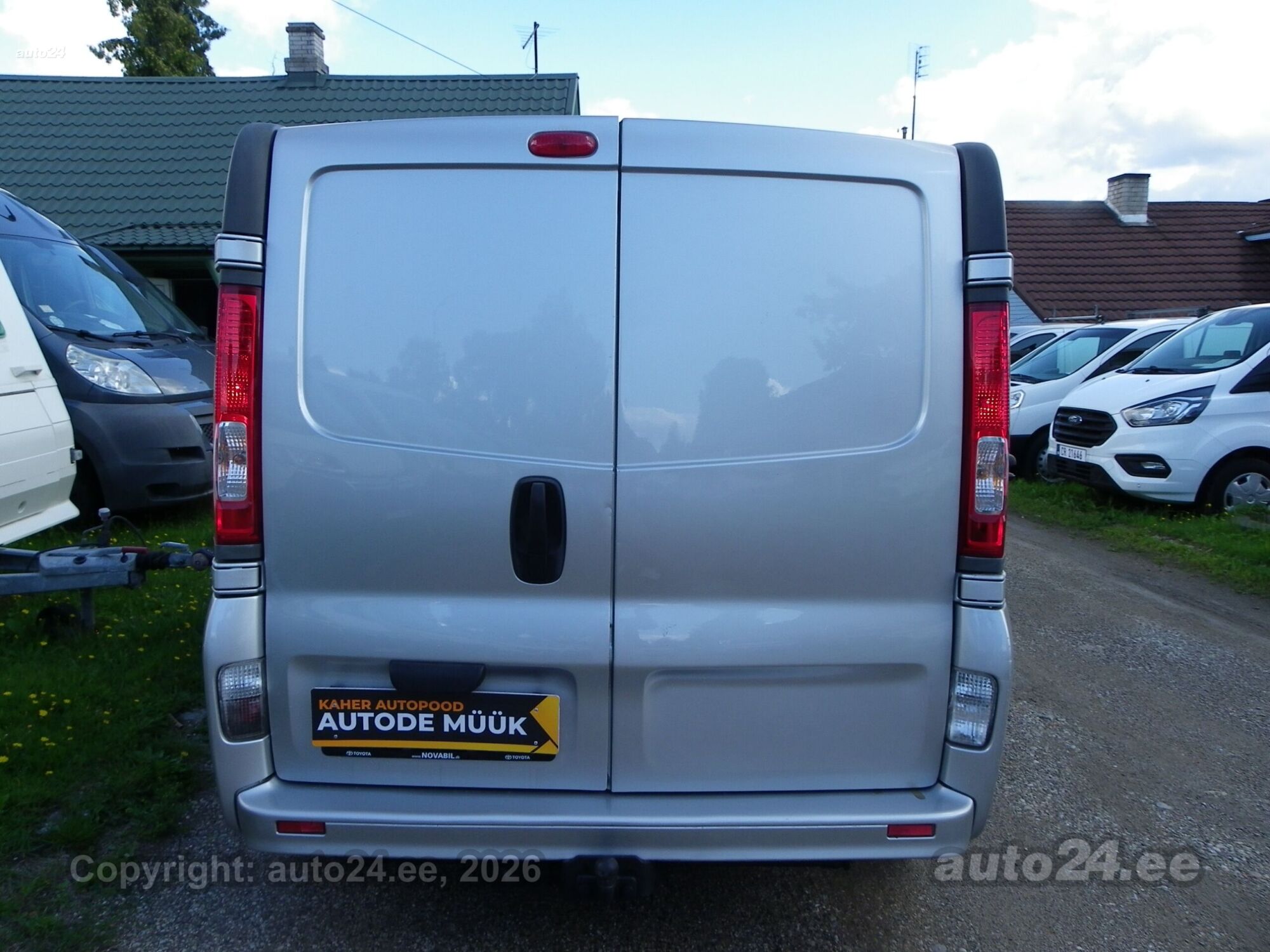 Nissan Primastar LONGa/c 2.0 TDI 84kW 2014, photo 6/10