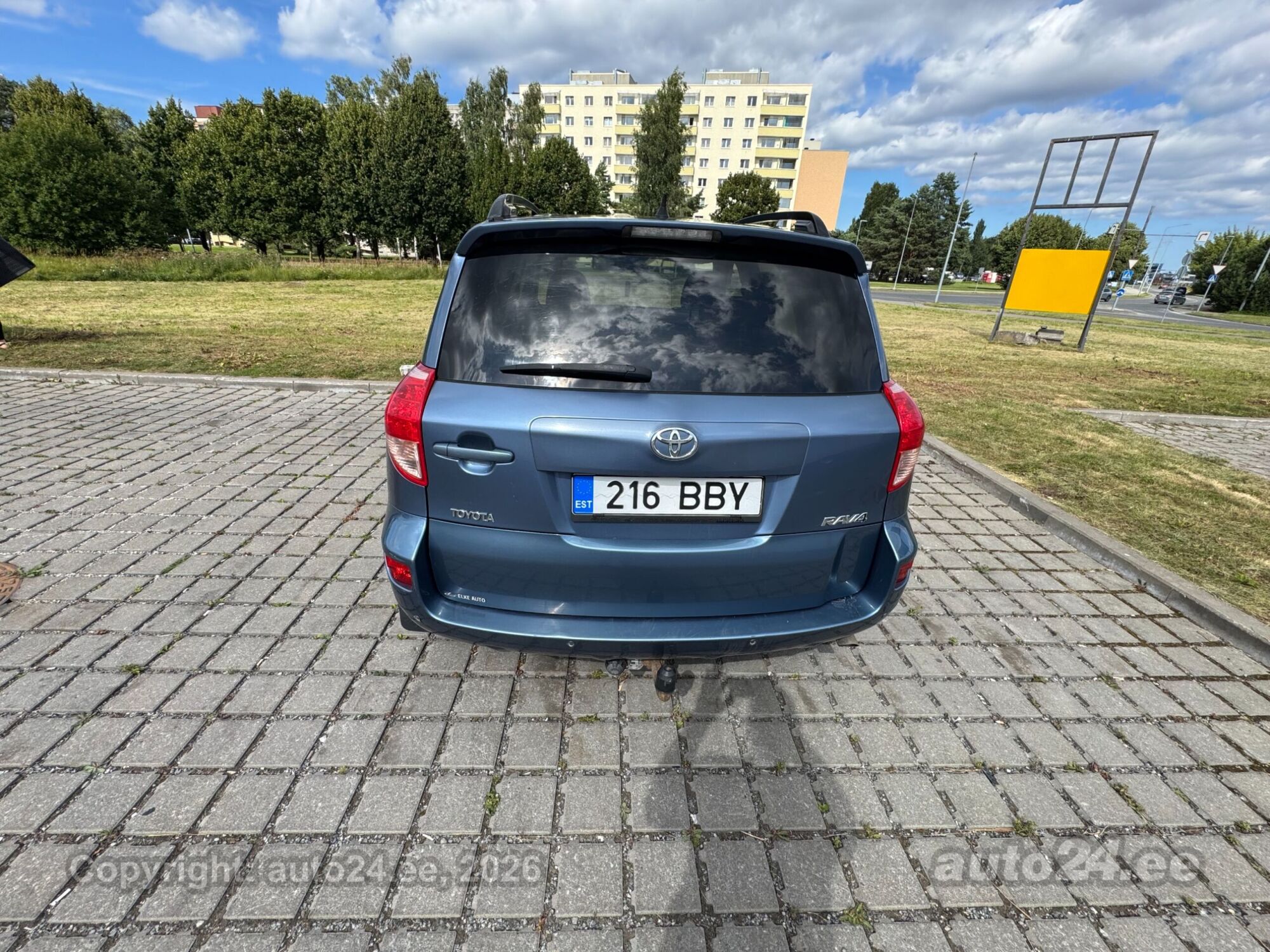 Toyota RAV4 2.0 R4 112kW 2009, kuva 3/6