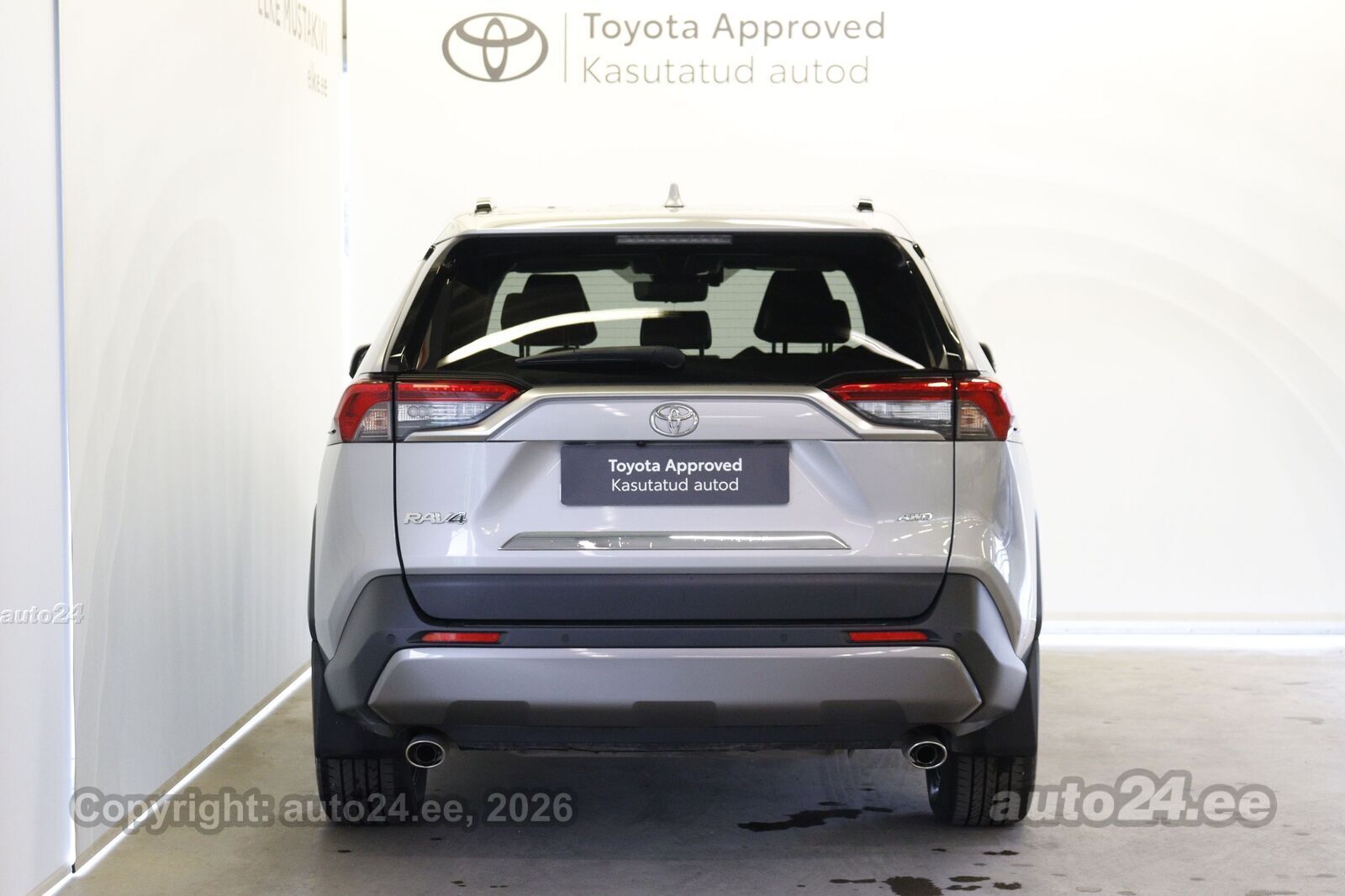 Toyota RAV4 - 4