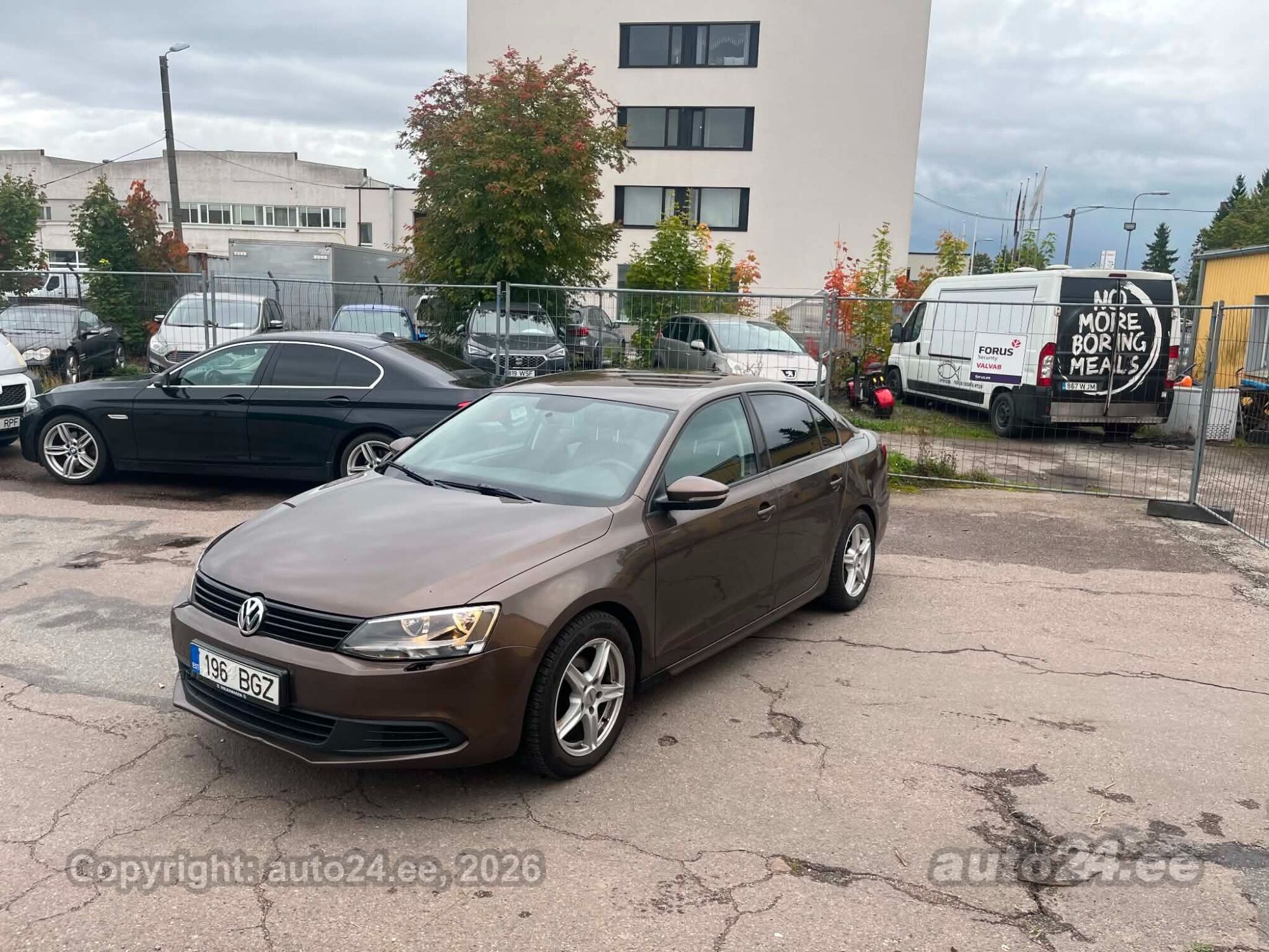 Volkswagen Jetta - 1