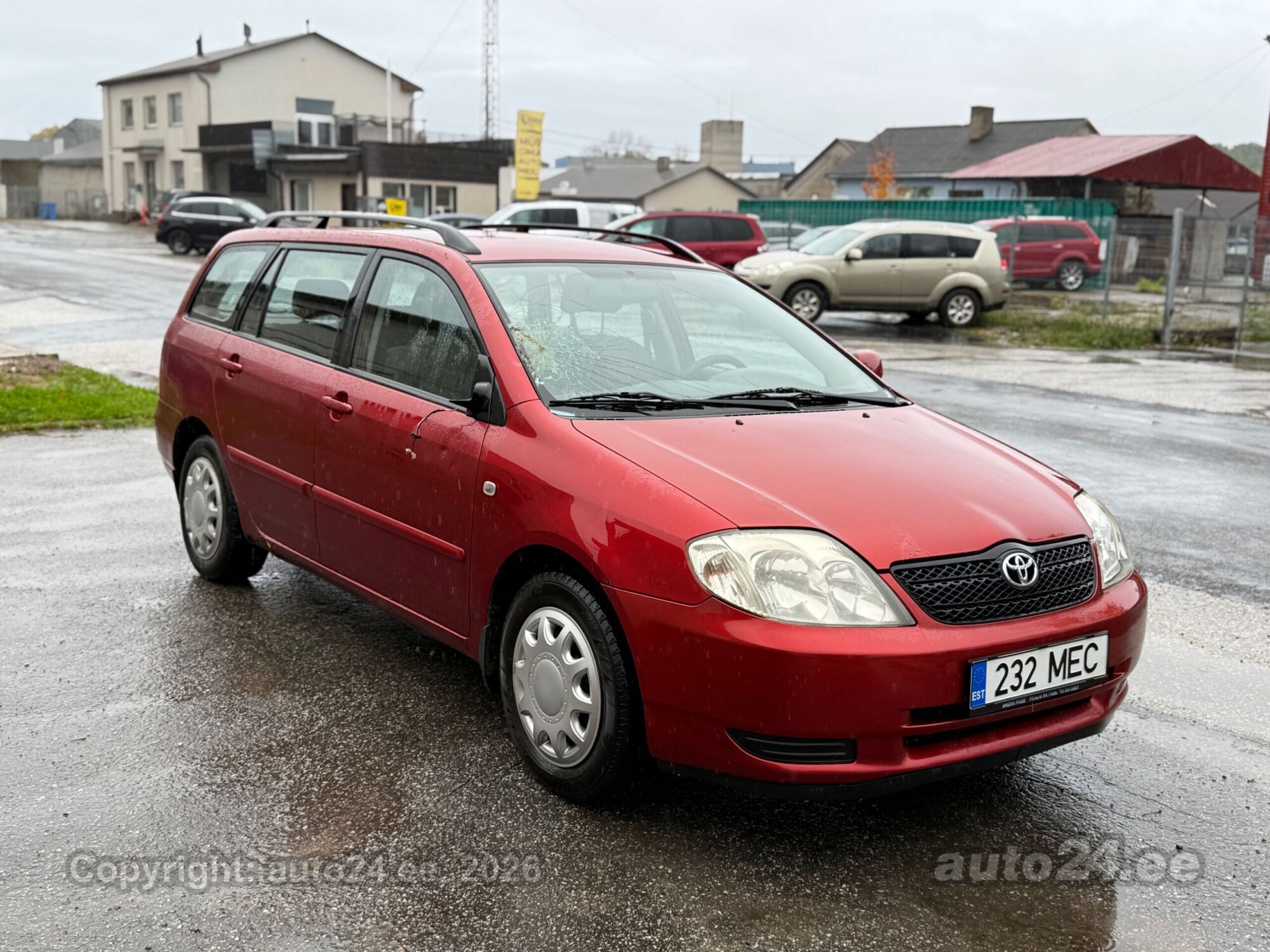 Toyota Corolla 2004 — rear view