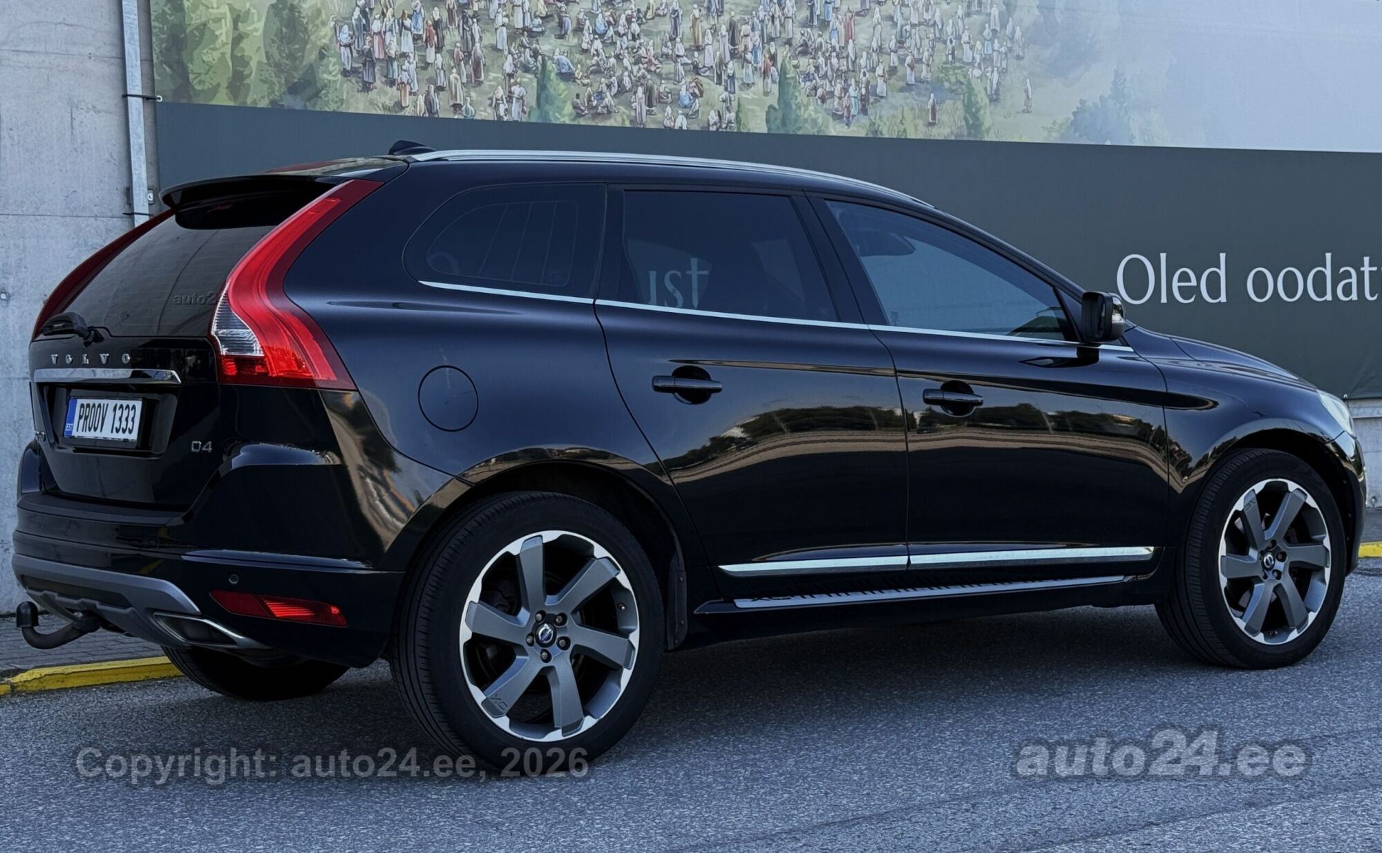 Volvo XC60 SUMMUM FWD D4 Memory D4 133kW 2016, photo 2/10
