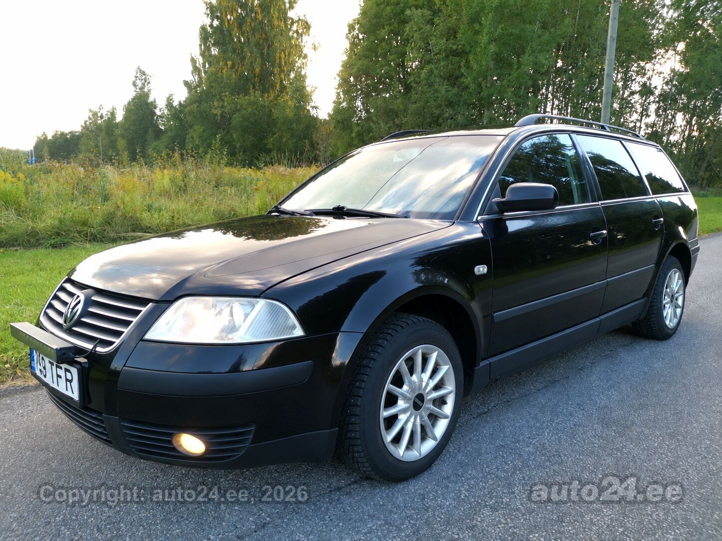 Volkswagen Passat - 1
