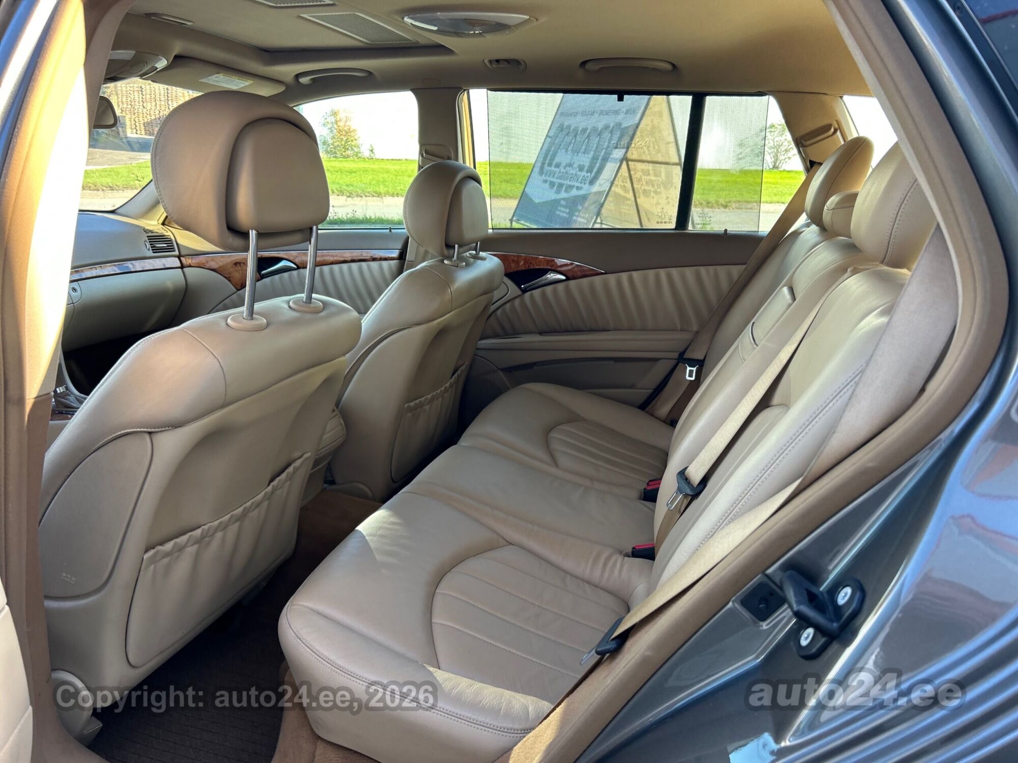 Mercedes-Benz E-Class 2006 — photo 18
