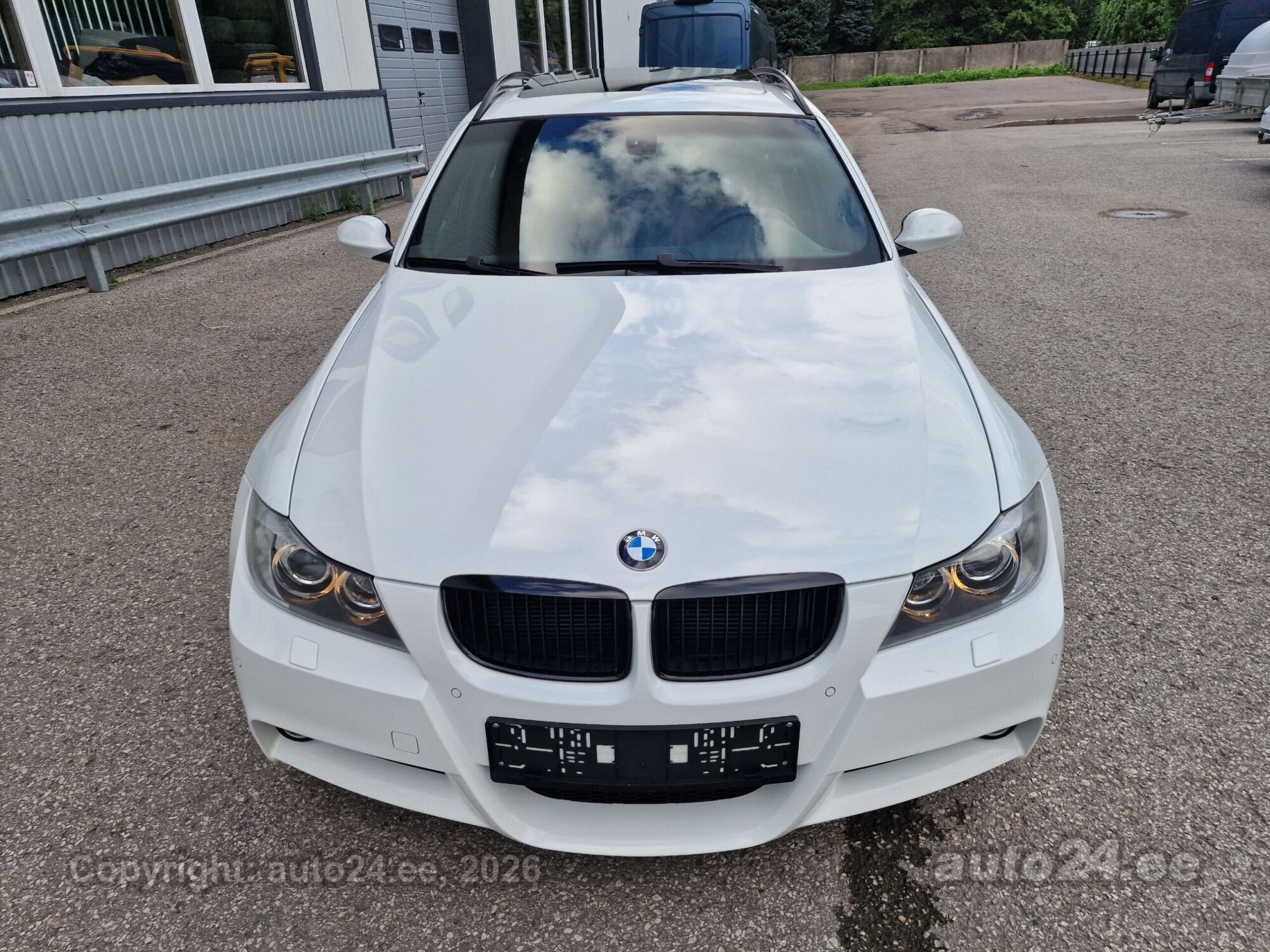 BMW 3-sarja 2008, kuva 7/10