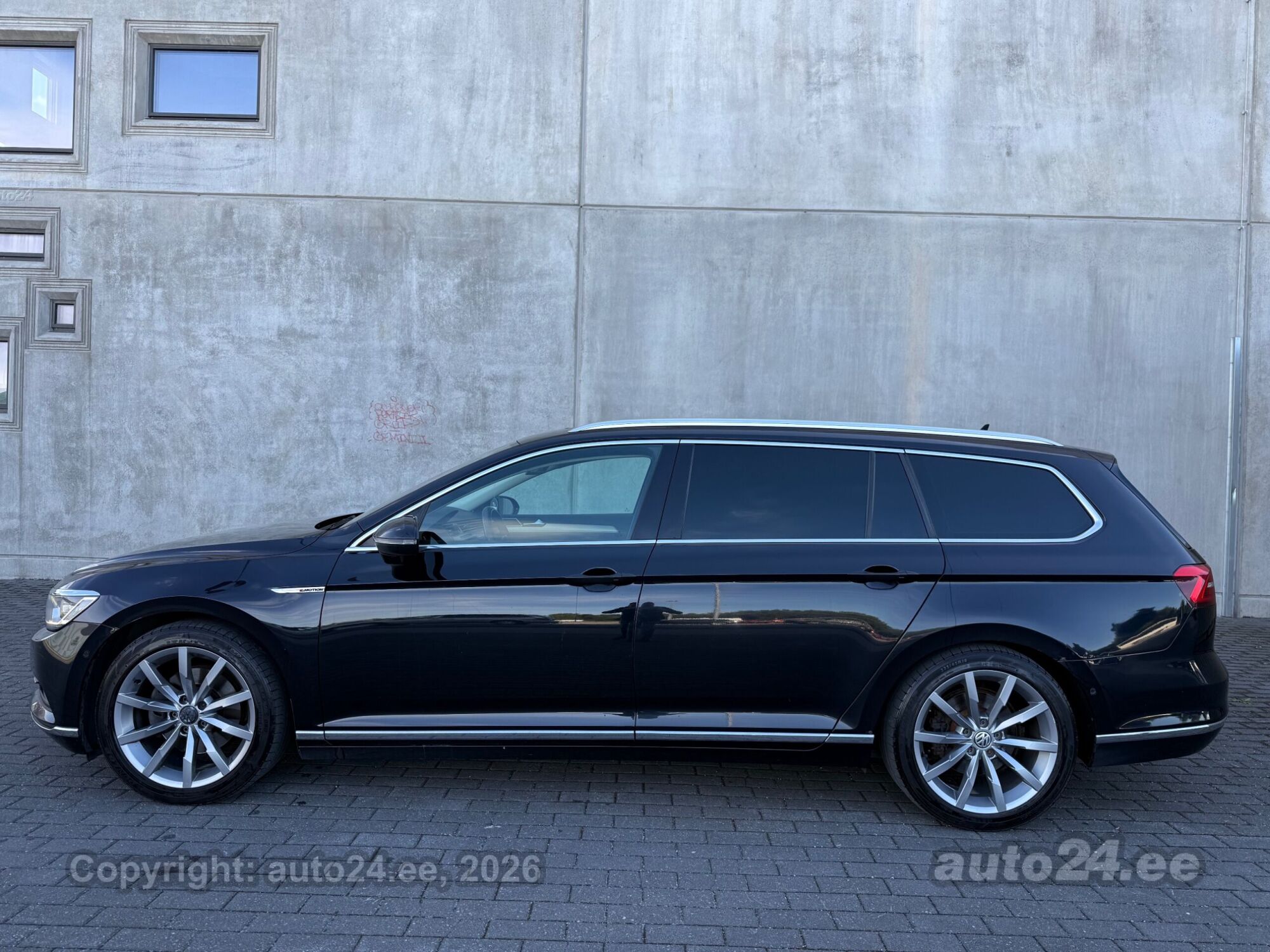 Volkswagen Passat - 3