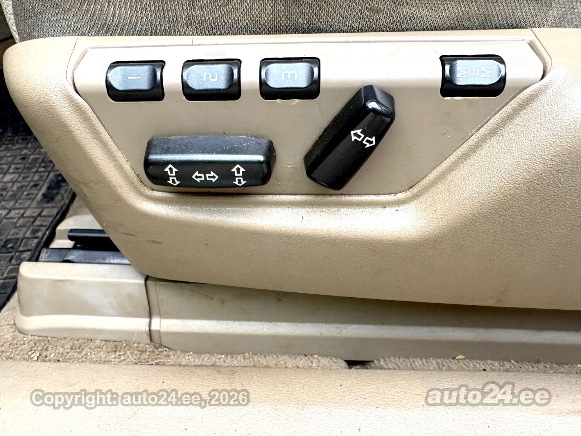 Volvo XC90 2006 — photo 18