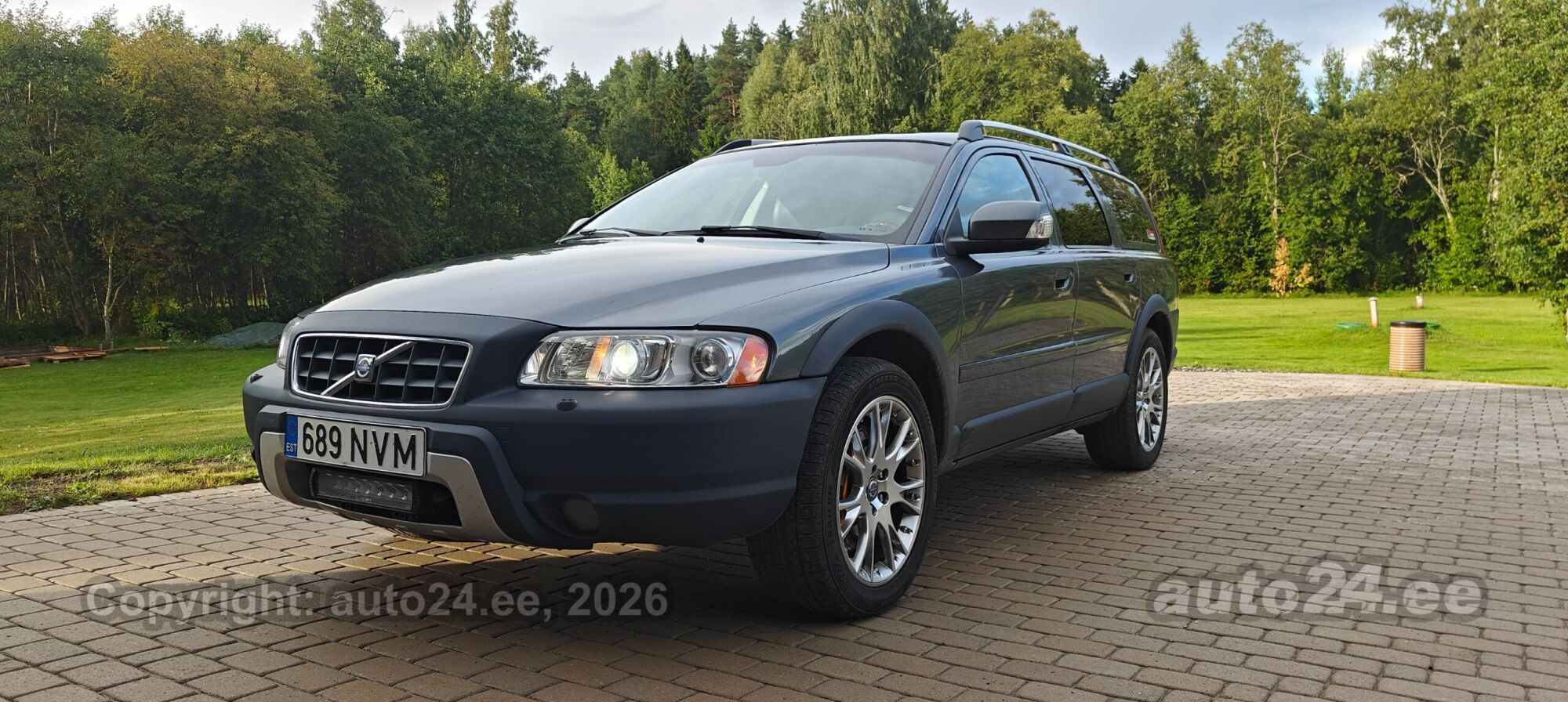 Volvo XC70 2.4 D5244T4 136kW 2007, kuva 4/10