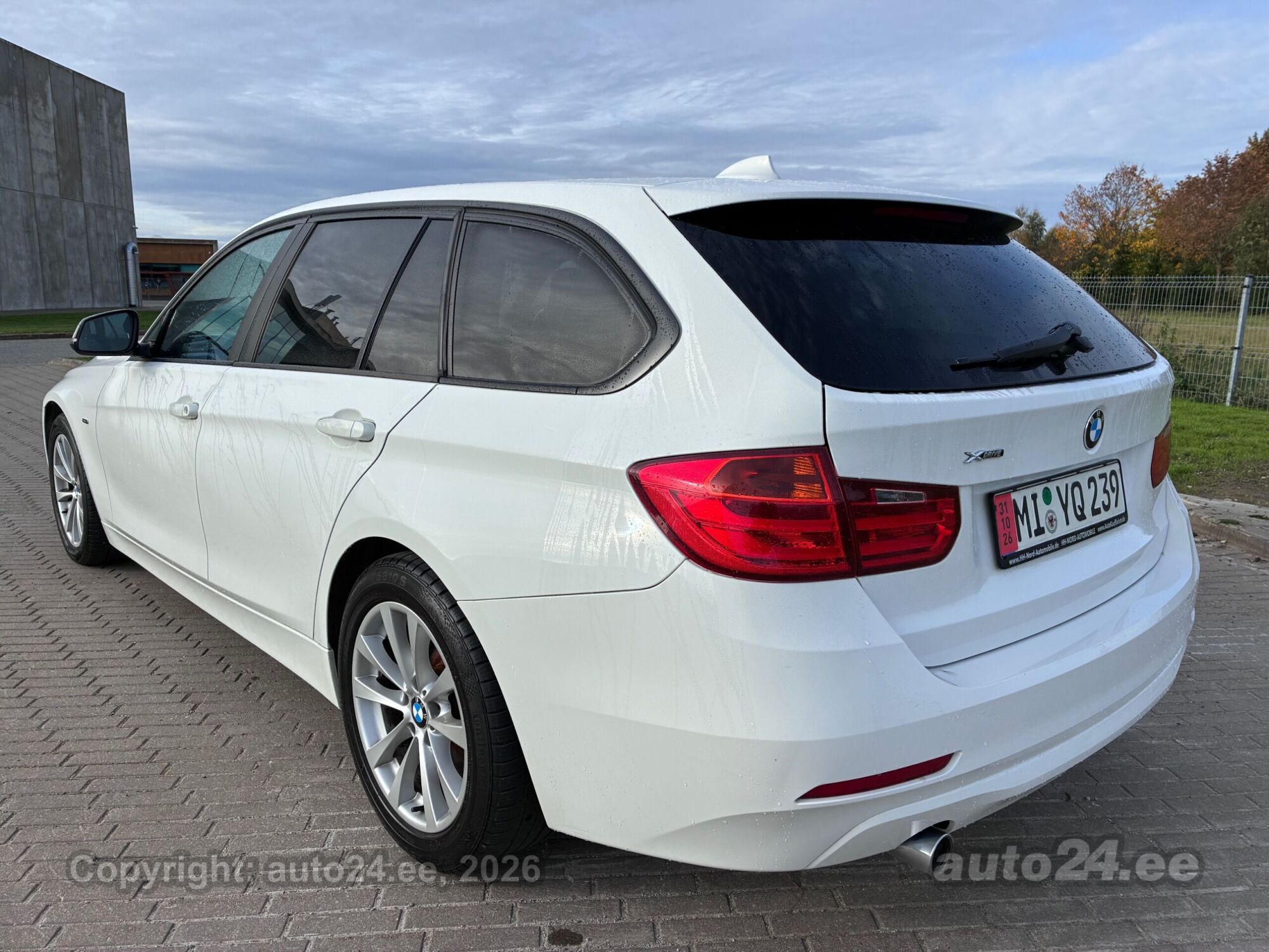 BMW 3 Series 2013 — photo 19
